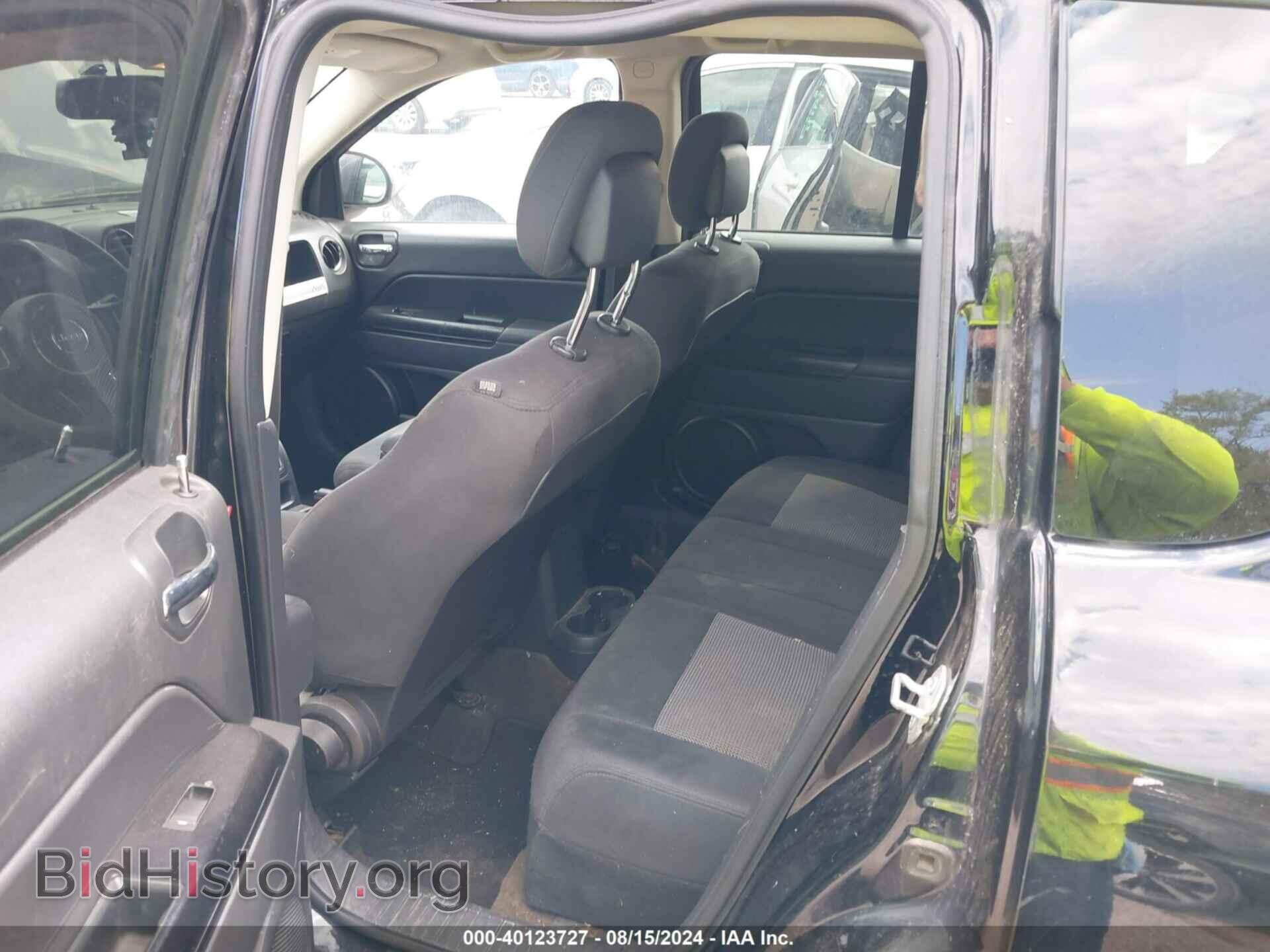 2016 JEEP COMPASS - VIN: 1C4NJDBB6GD741622 - Фото 8