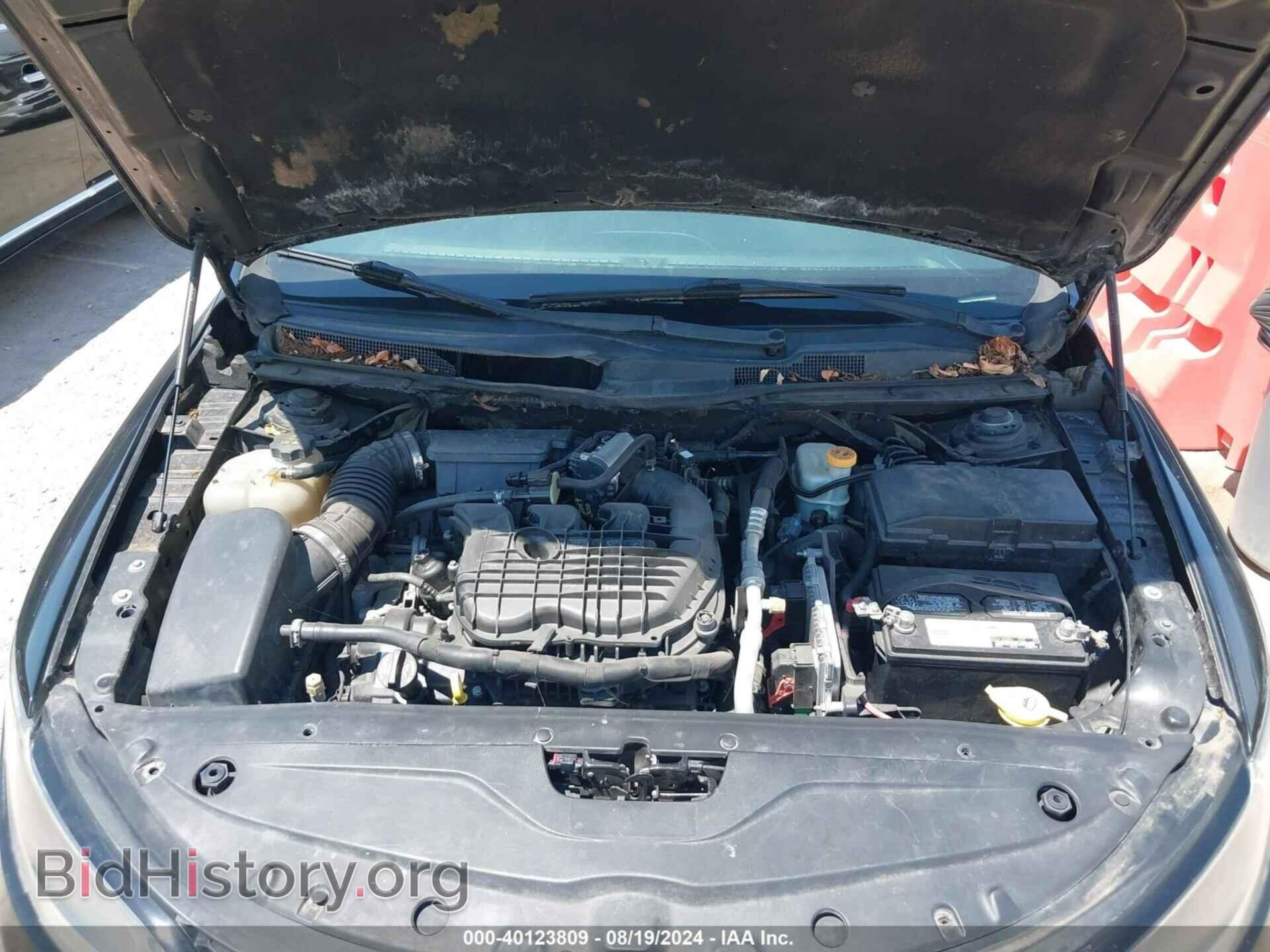 2015 CHRYSLER 200 - VIN: 1C3CCCBG4FN522209 - Фото 10
