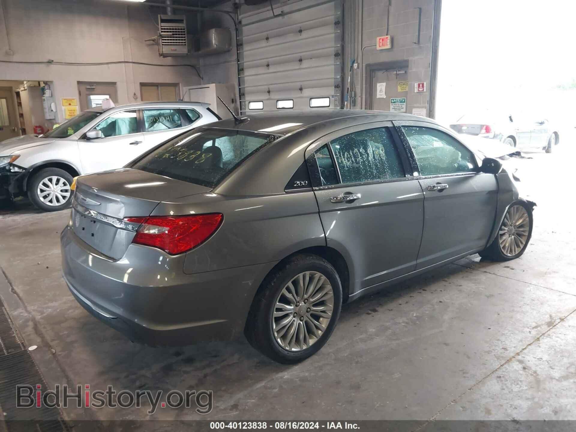 2012 CHRYSLER 200 - VIN: 1C3CCBCB3CN203294 - Фото 4