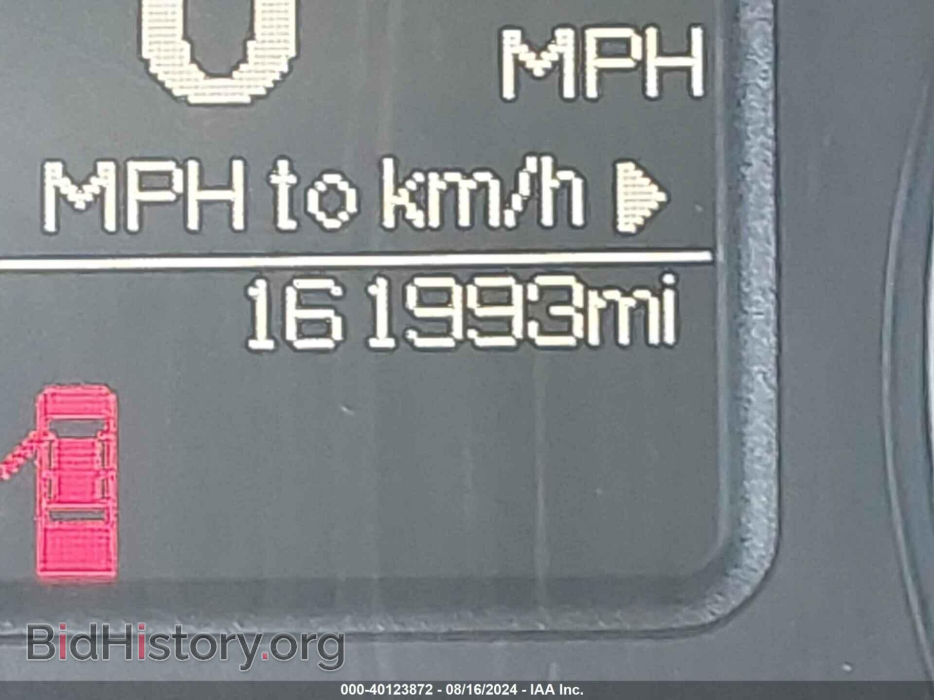 2018 RAM 1500 - VIN: 1C6RR7FTXJS330099 - Фото 16