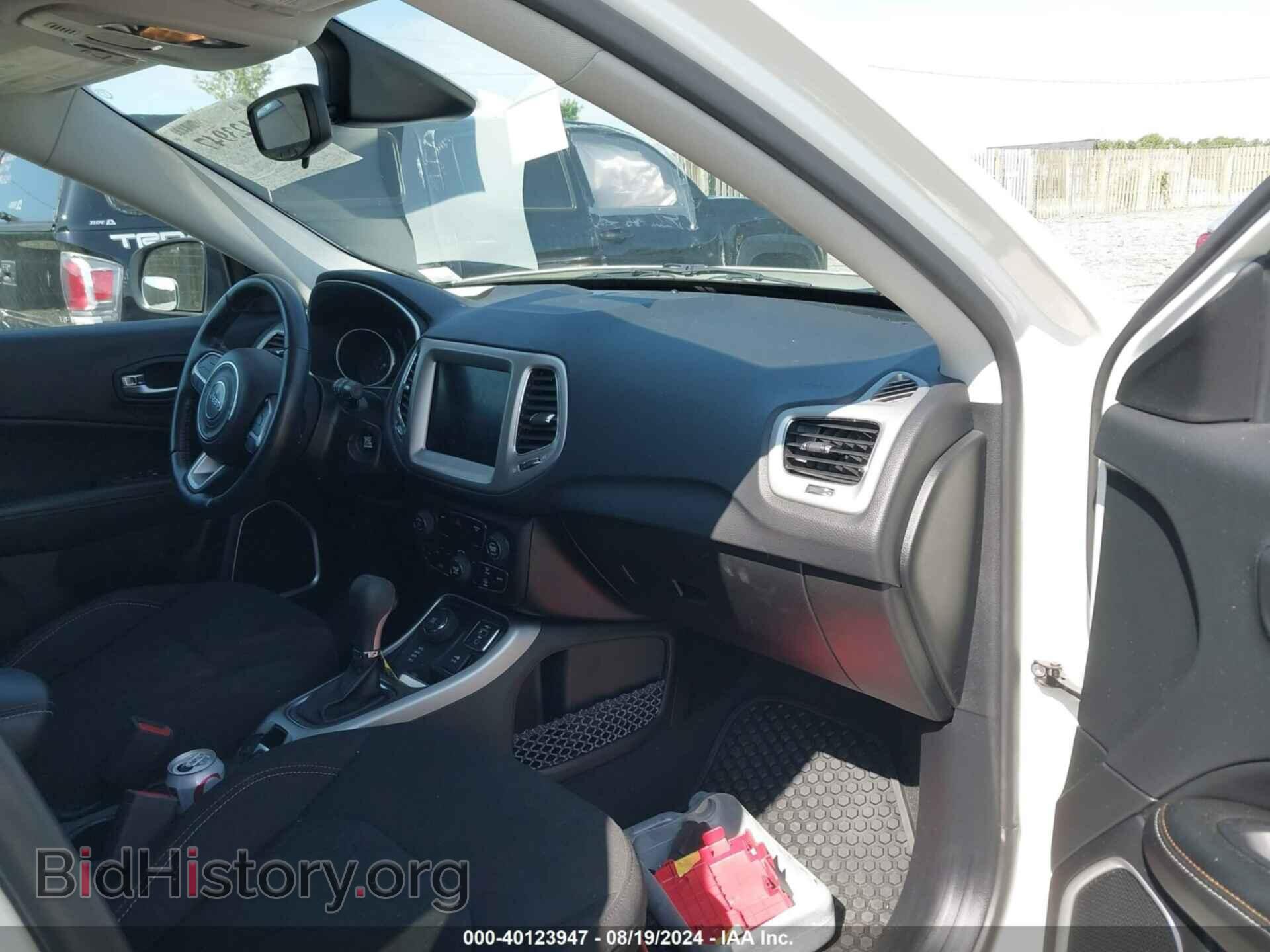 2020 JEEP COMPASS - VIN: 3C4NJDAB1LT174550 - Фото 5