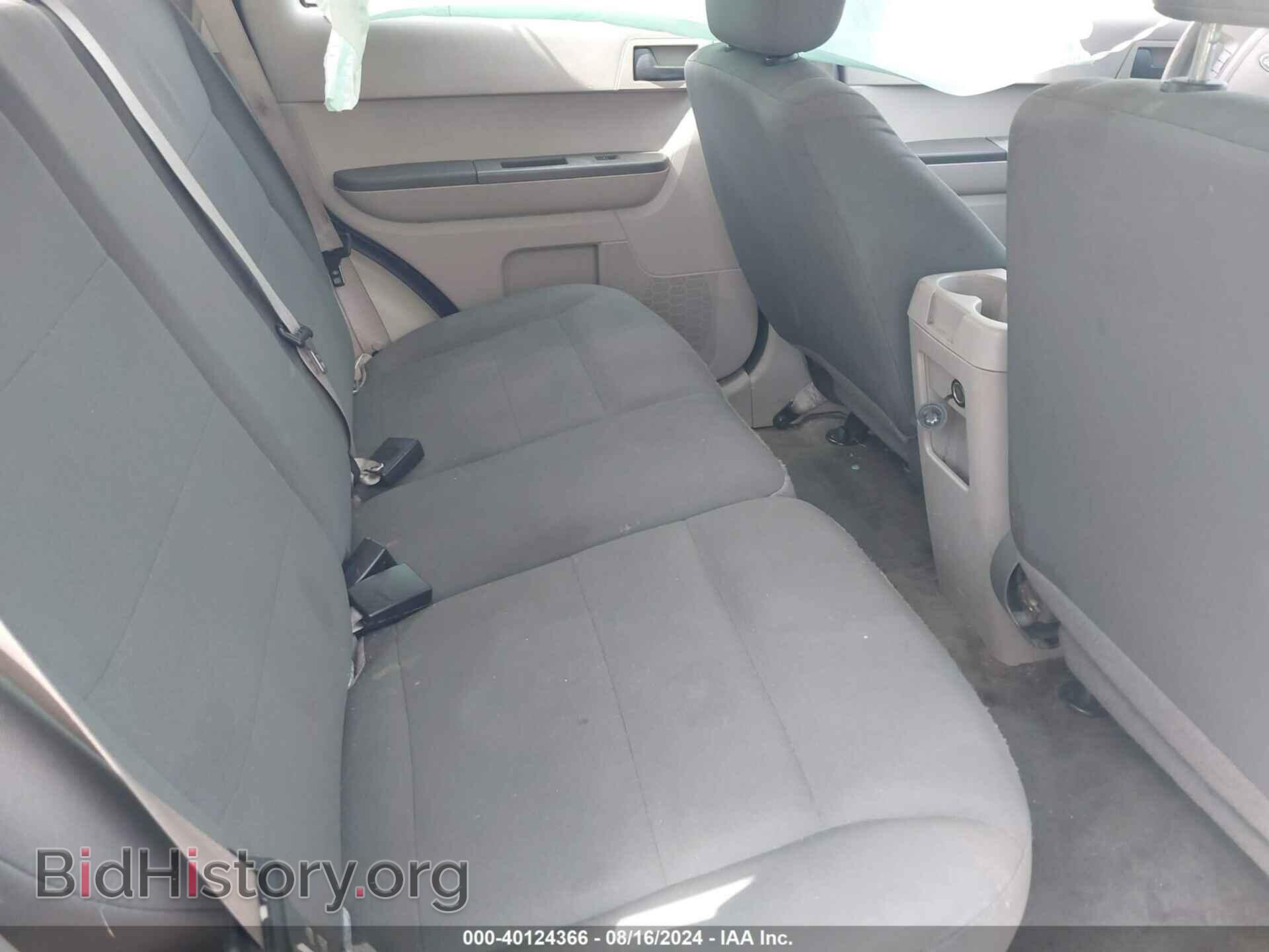 2011 FORD ESCAPE - VIN: 1FMCU0C73BKC48501 - Фото 8