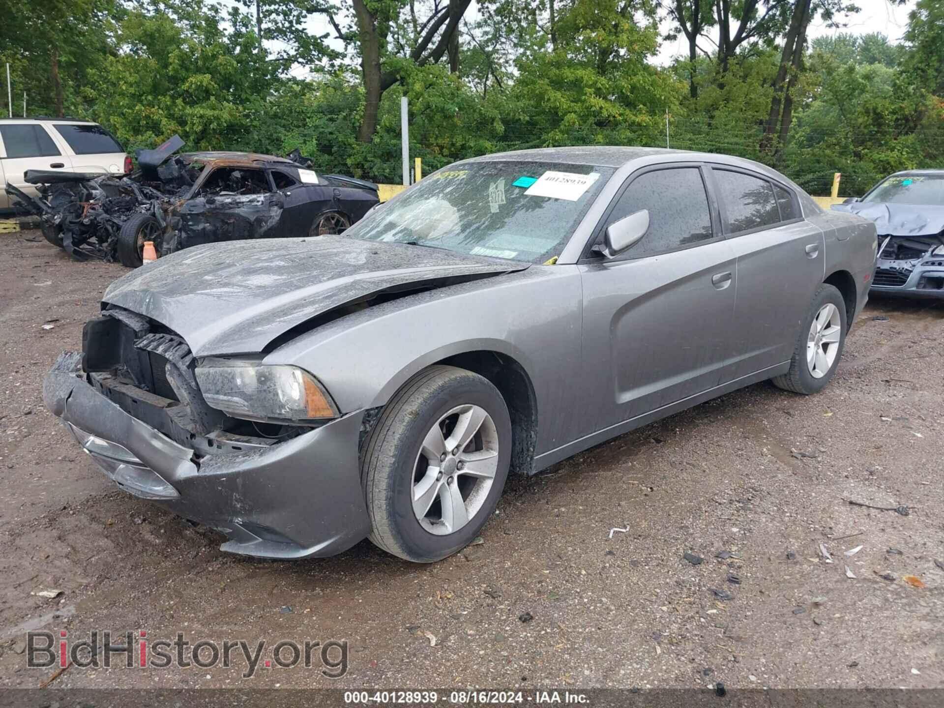 2011 DODGE CHARGER - VIN: 2B3CL3CG9BH586311 - Фото 2