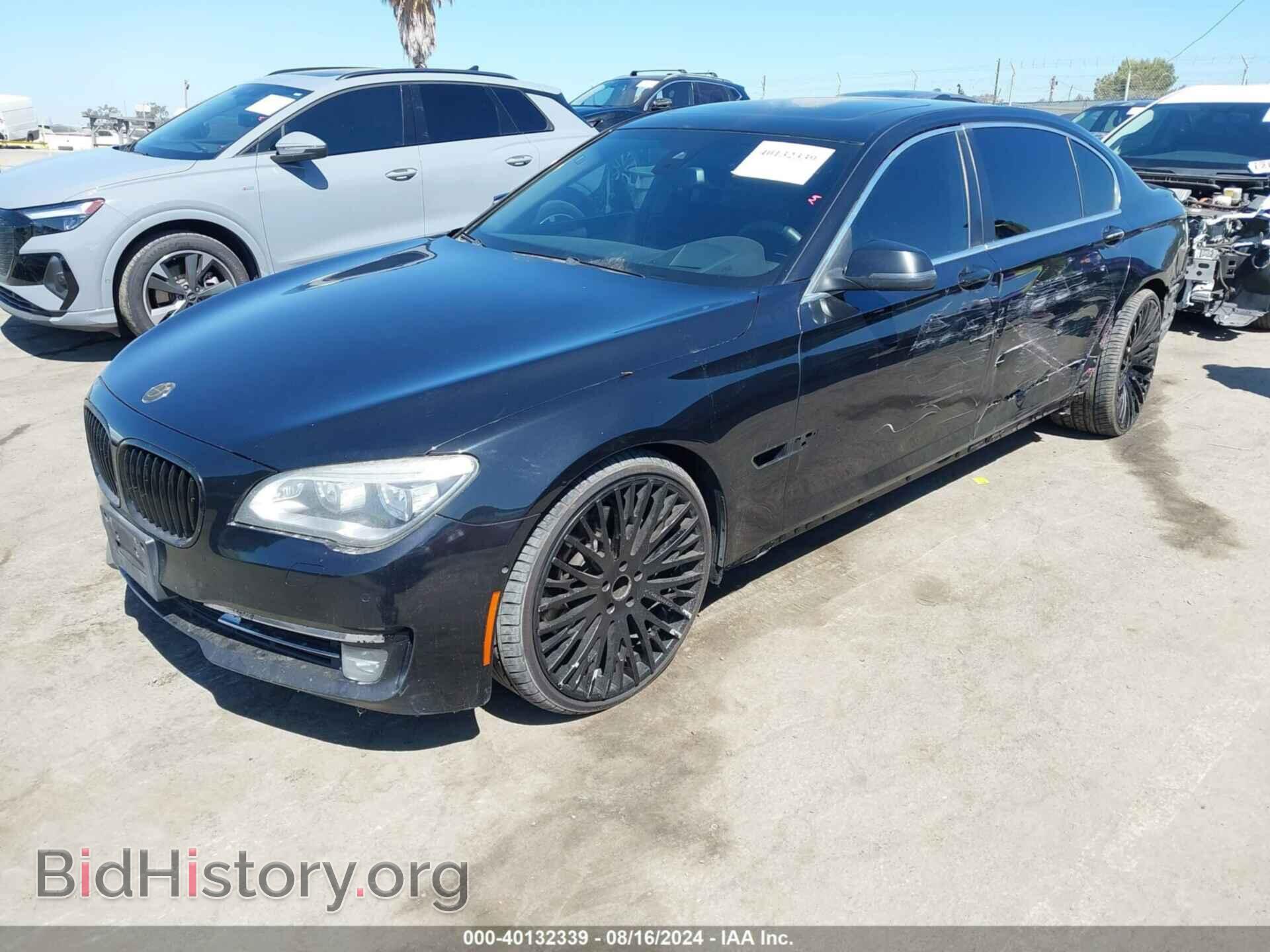 2015 BMW 750LI - VIN: WBAYE8C55FD781834 - Фото 2