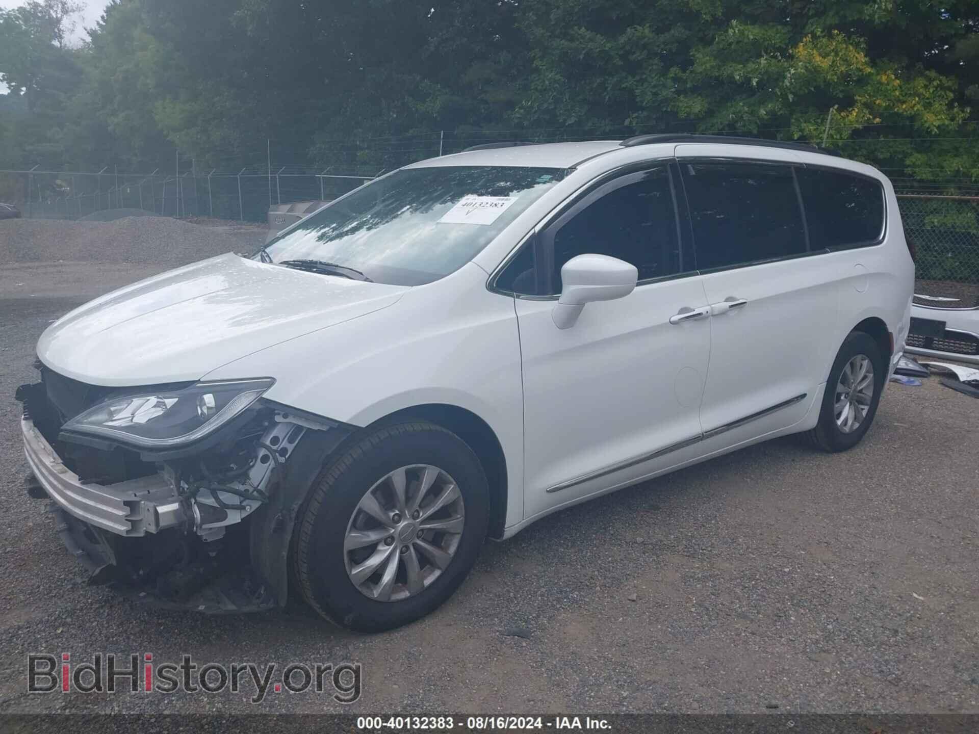 2017 CHRYSLER PACIFICA - VIN: 2C4RC1BG9HR763845 - Фото 2