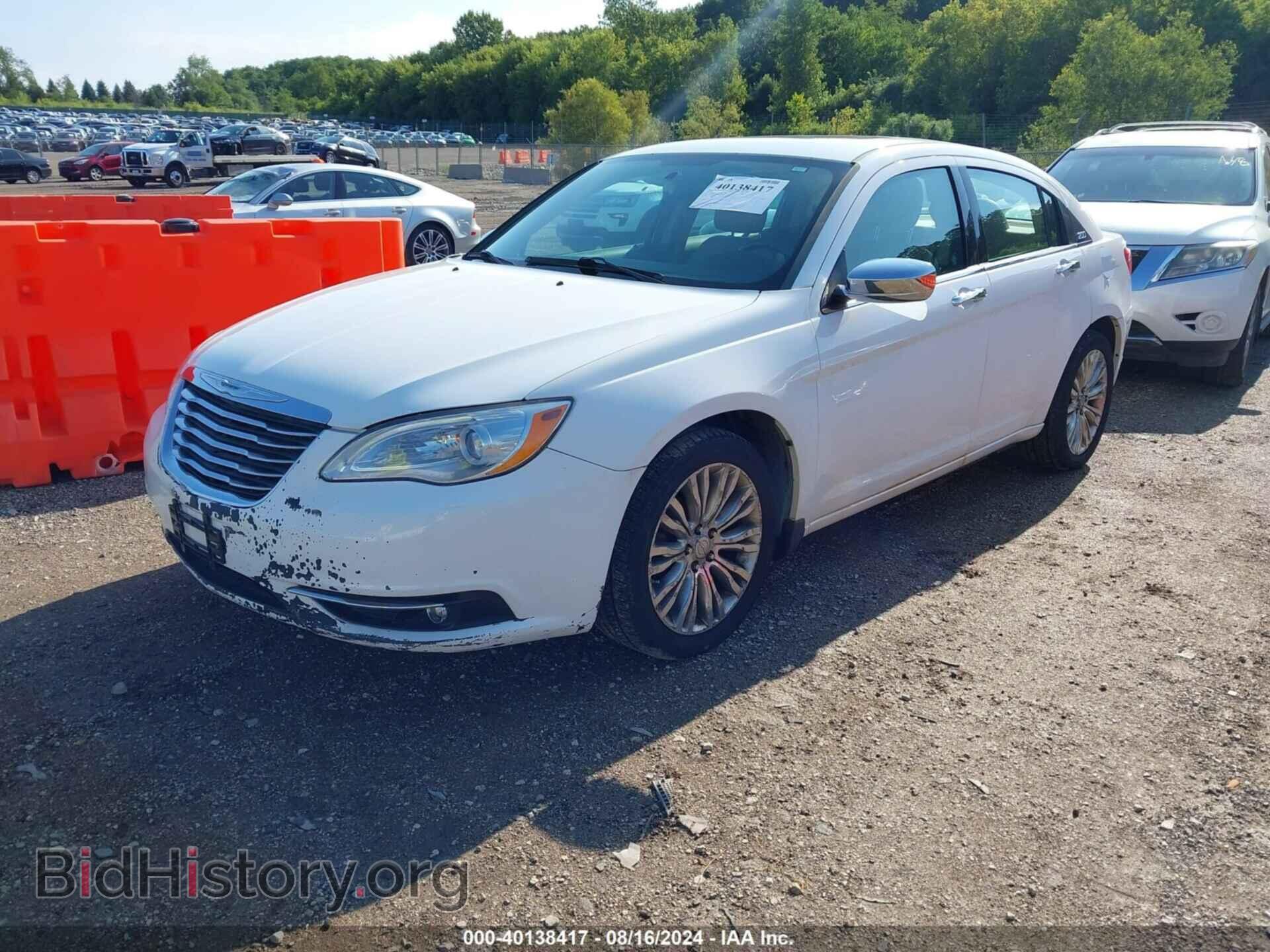 2012 CHRYSLER 200 - VIN: 1C3CCBCG5CN304395 - Photo 2