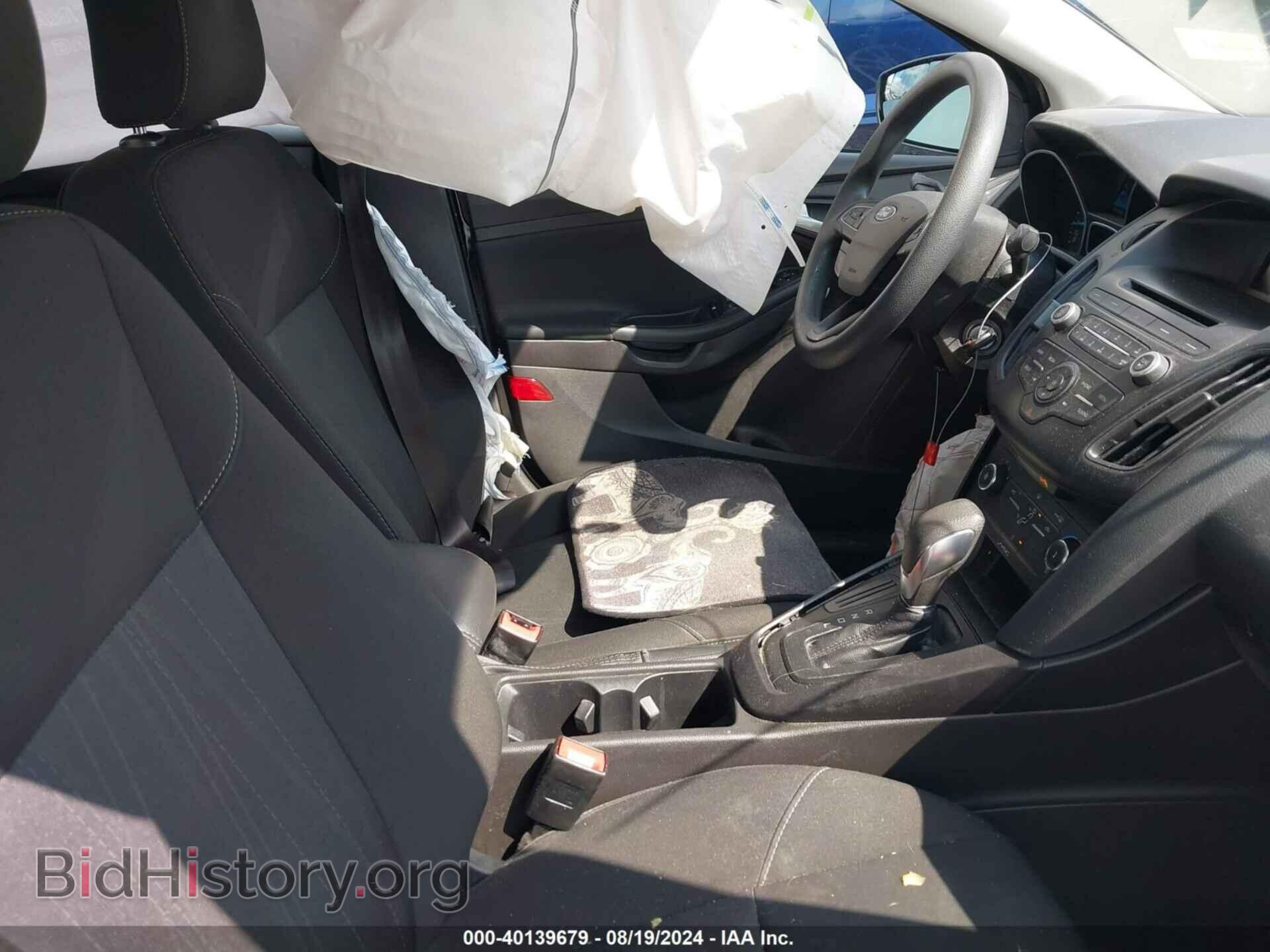2017 FORD FOCUS - VIN: 1FADP3F2XHL258923 - Photo 5