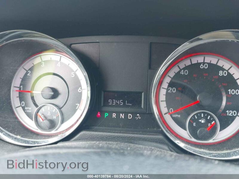 2011 Dodge GRAND CARAVAN (VIN 2D4RN4DG4BR608736) — photo 7 of 13