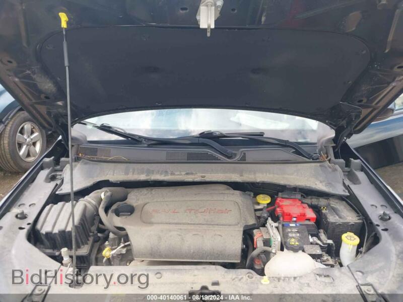 2020 Jeep COMPASS (VIN 3C4NJDBB2LT139840) — фото 10 из 16