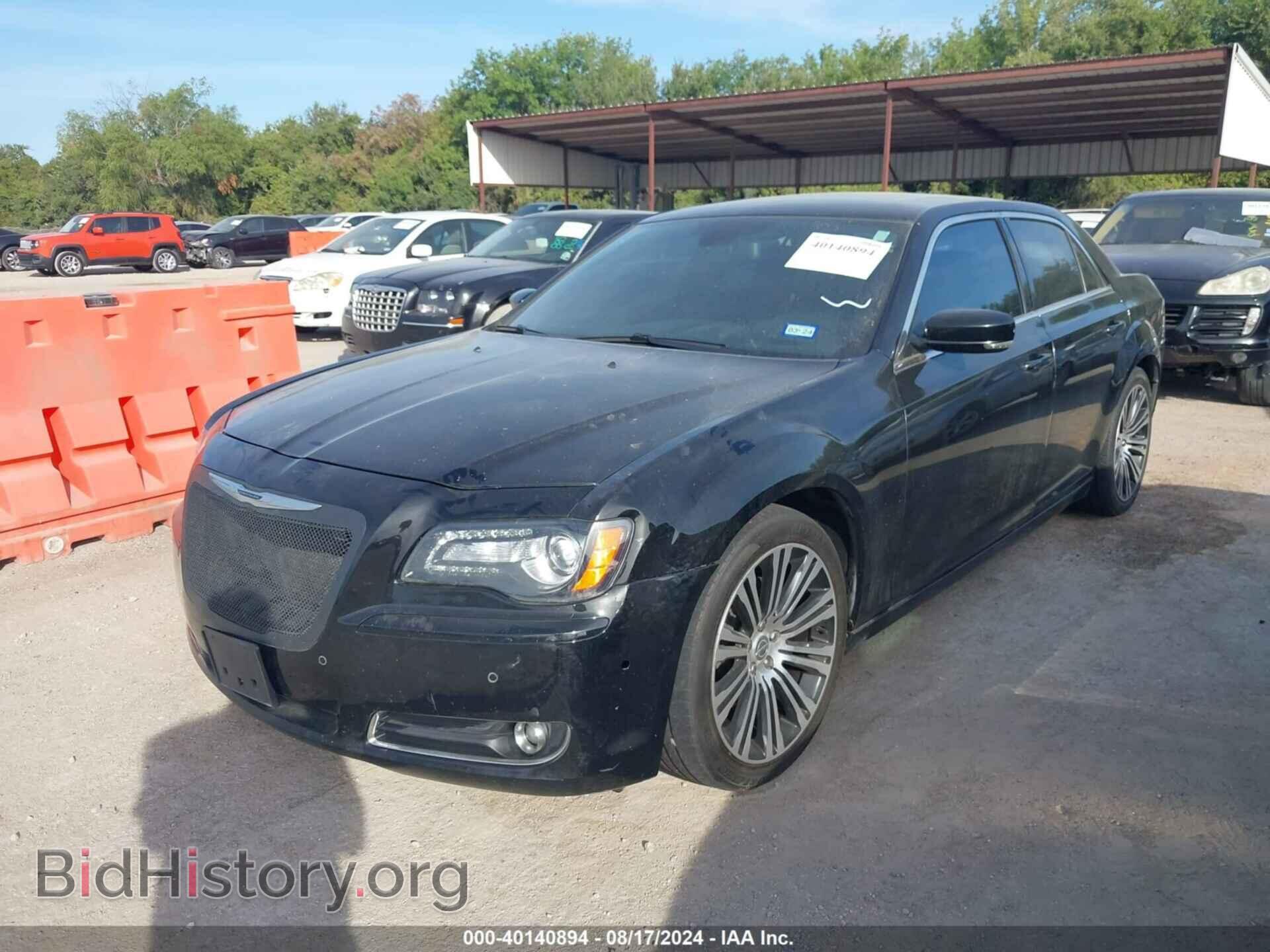 2012 CHRYSLER 300 - VIN: 2C3CCABG8CH229082 - Фото 2