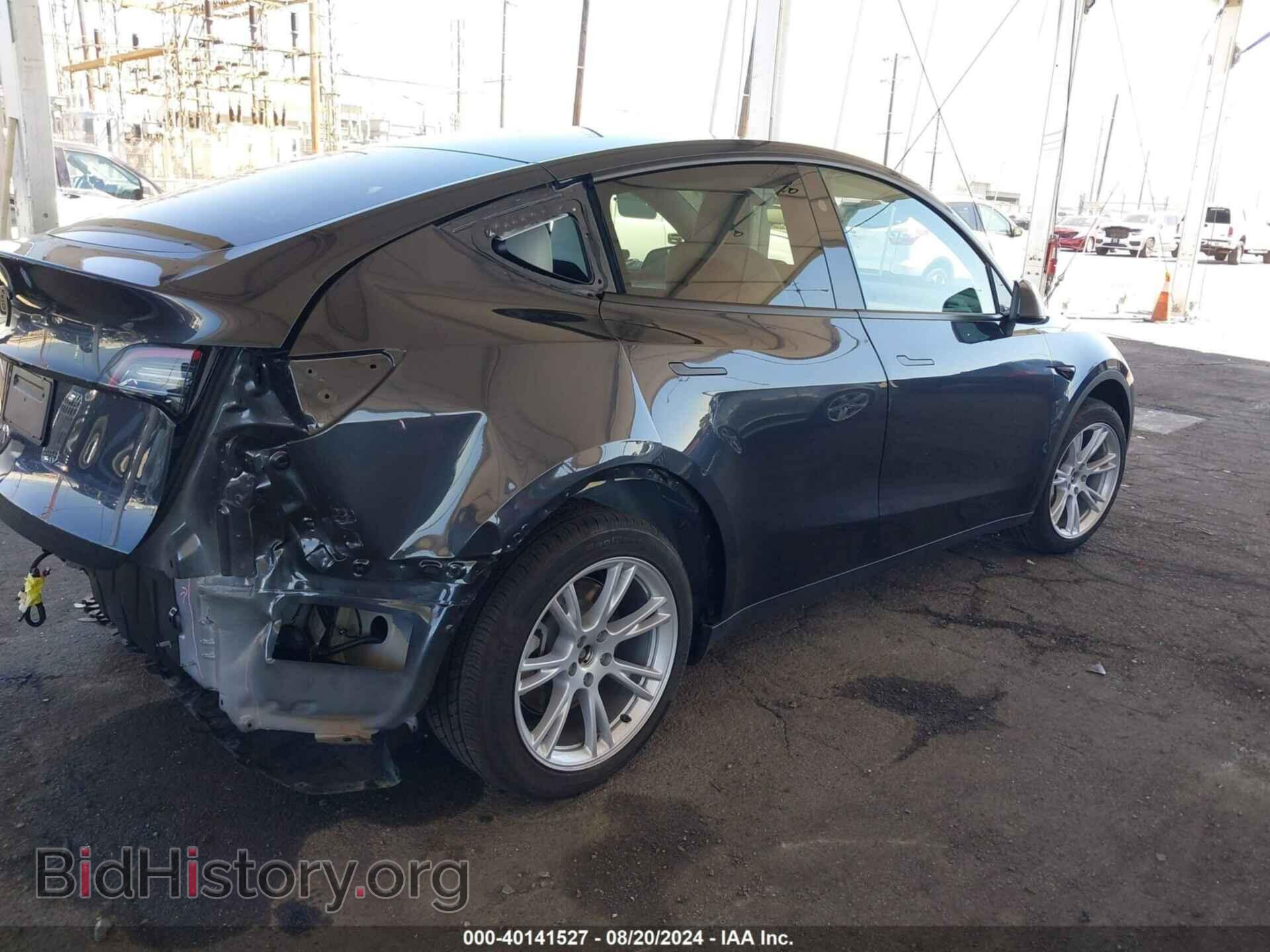 2024 TESLA MODEL Y - VIN: 7SAYGDEDXRF048124 - Фото 4