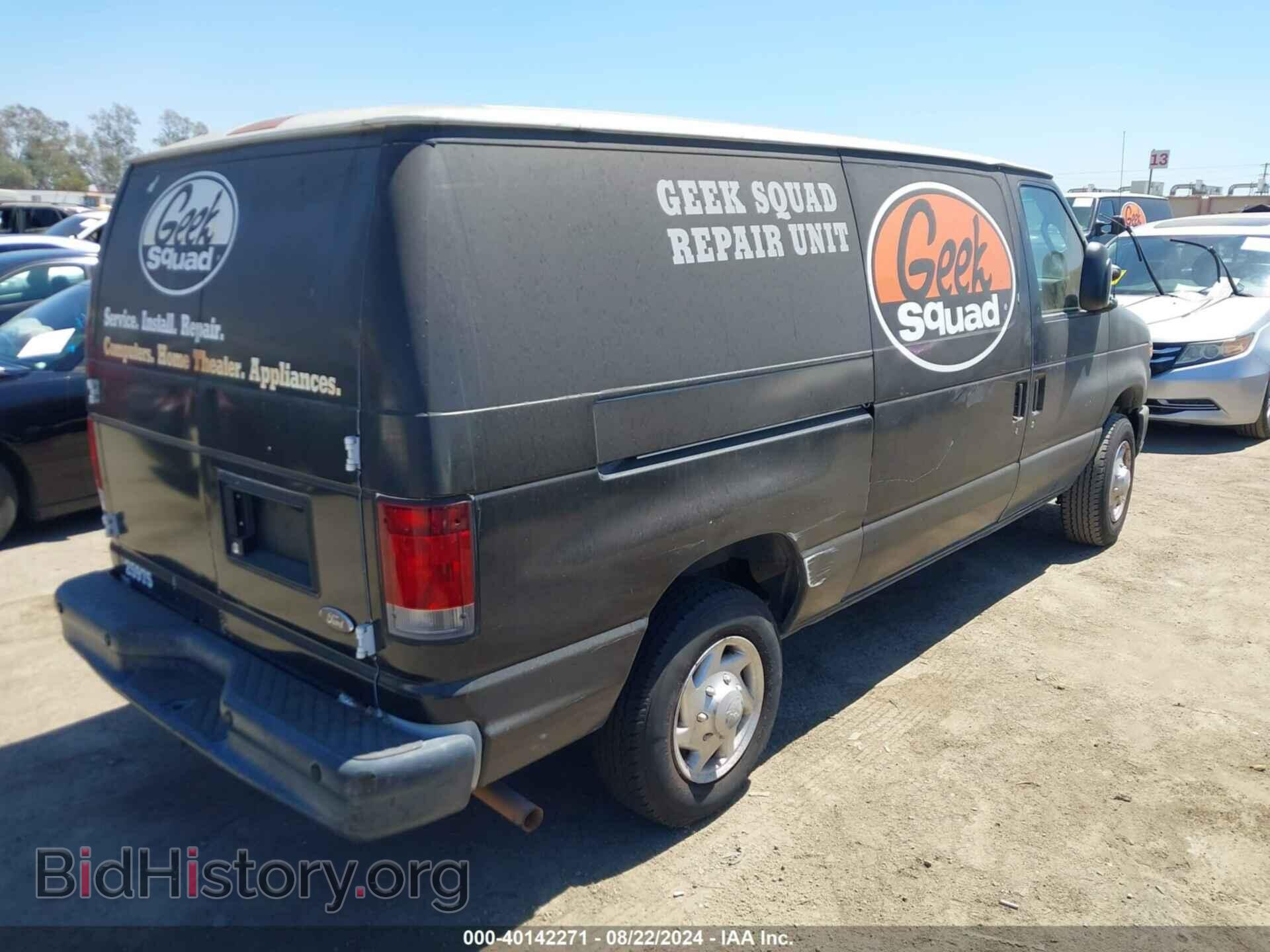 2011 FORD E-150 - VIN: 1FTNE1EW9BDA61823 - Фото 4