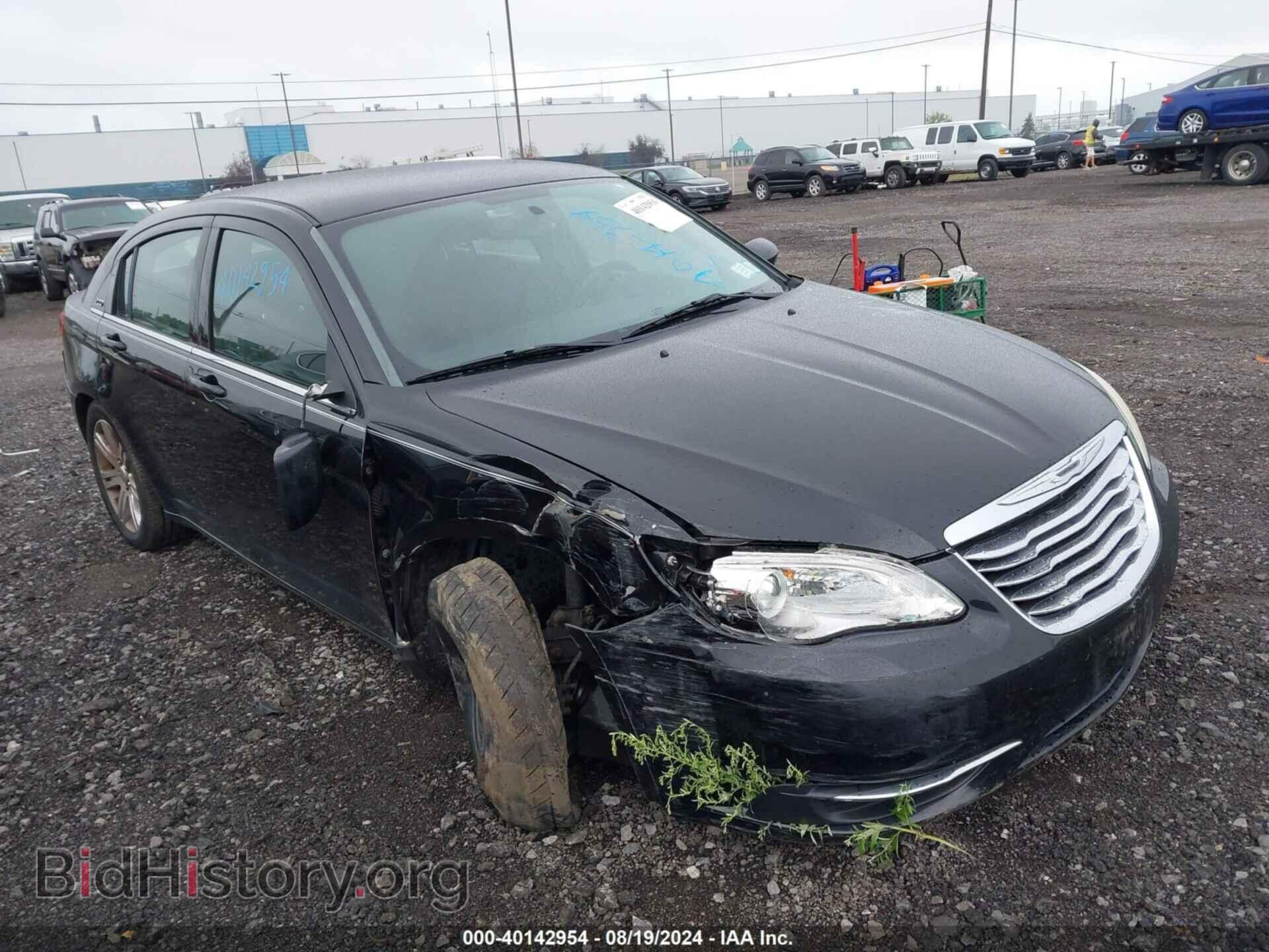 Фотография 1C3CCBBB7DN585011 - CHRYSLER 200 2013