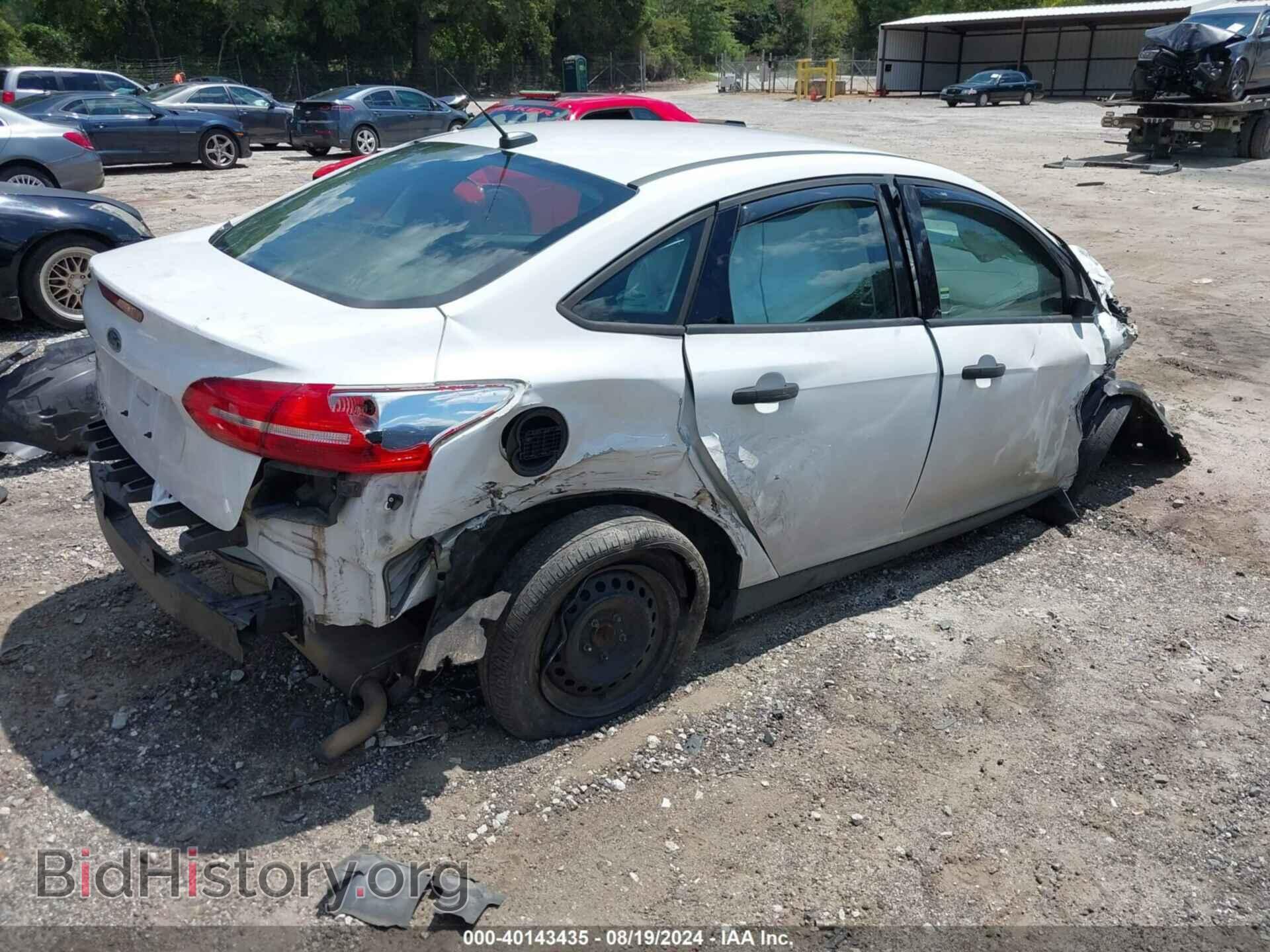 2017 FORD FOCUS - VIN: 1FADP3E24HL337344 - Фото 4