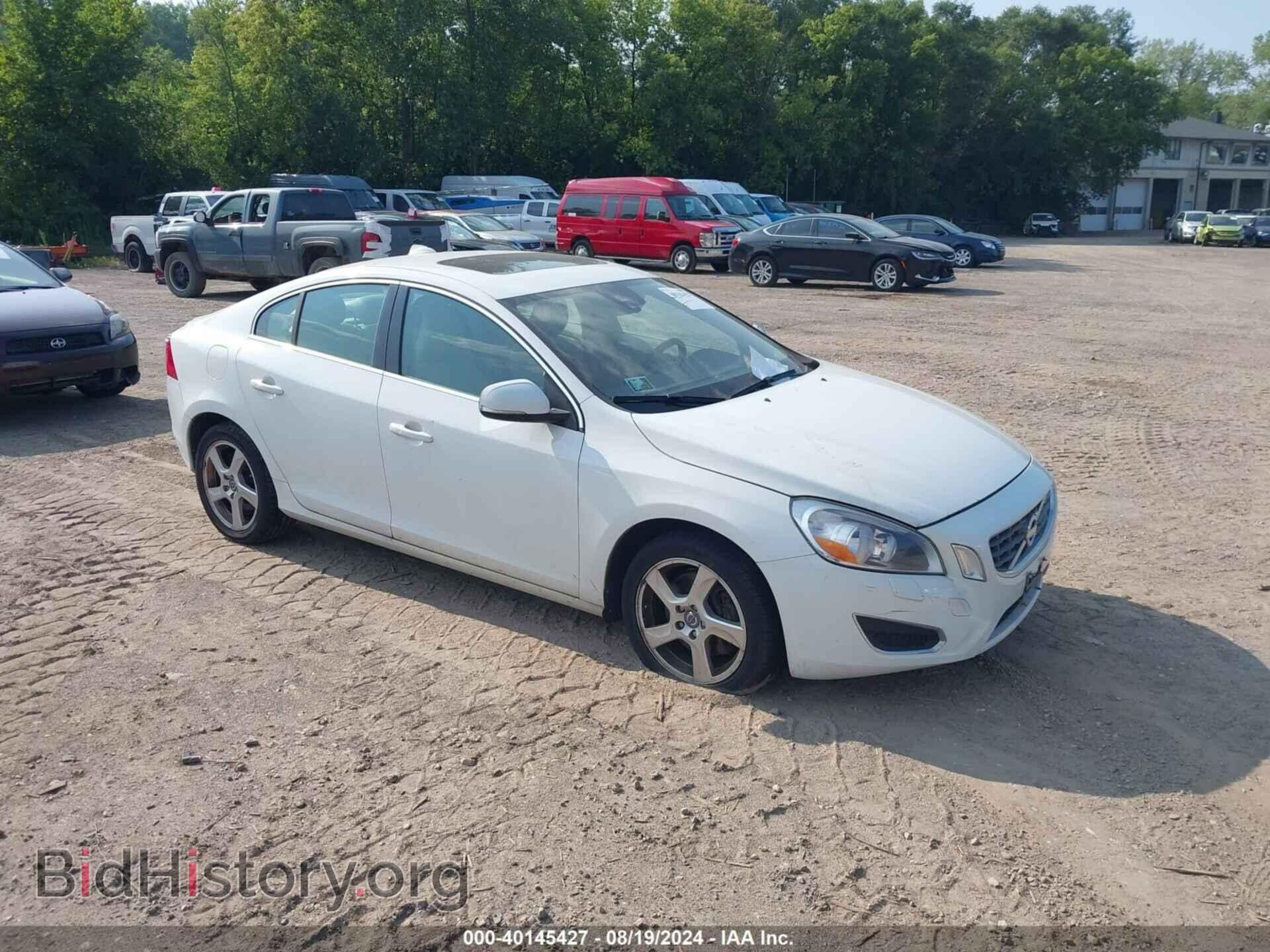 Фотография YV1612FS5D1232888 - VOLVO S60 2013