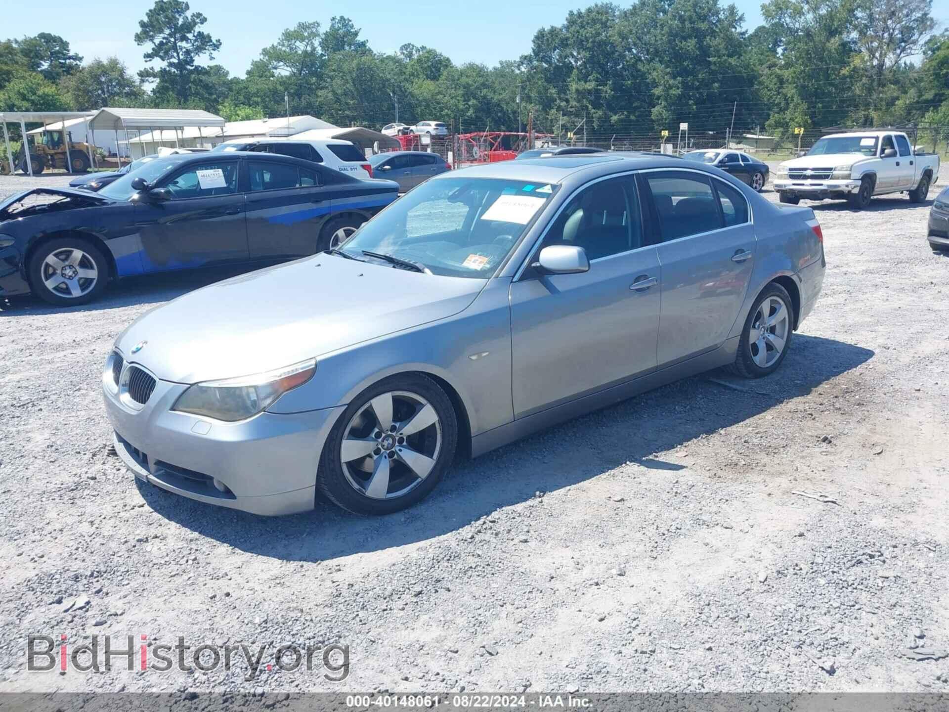 2007 BMW 525I - VIN: WBANE53517CW67709 - Фото 2