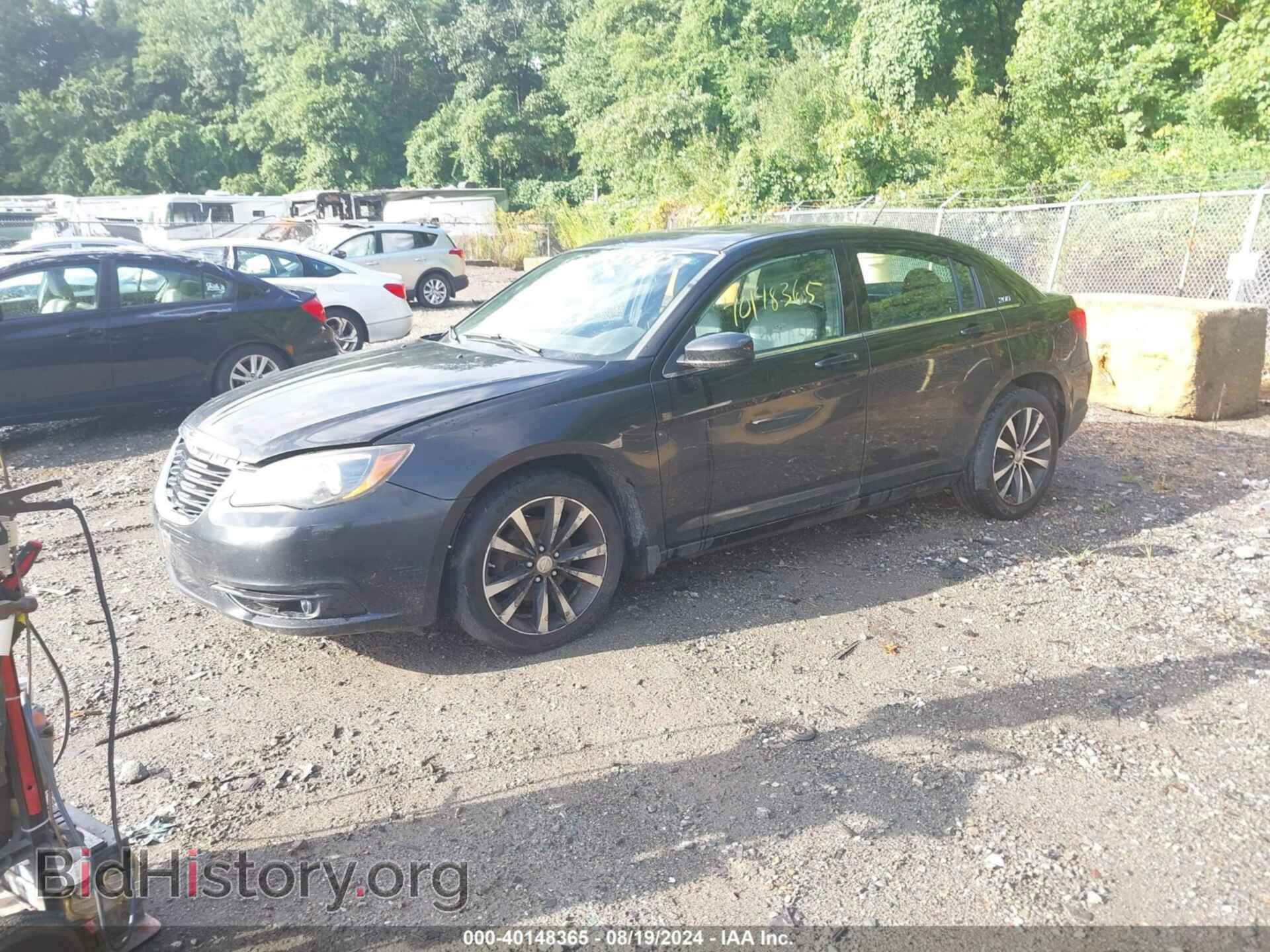2011 CHRYSLER 200 - VIN: 1C3BC8FG4BN567633 - Фото 2