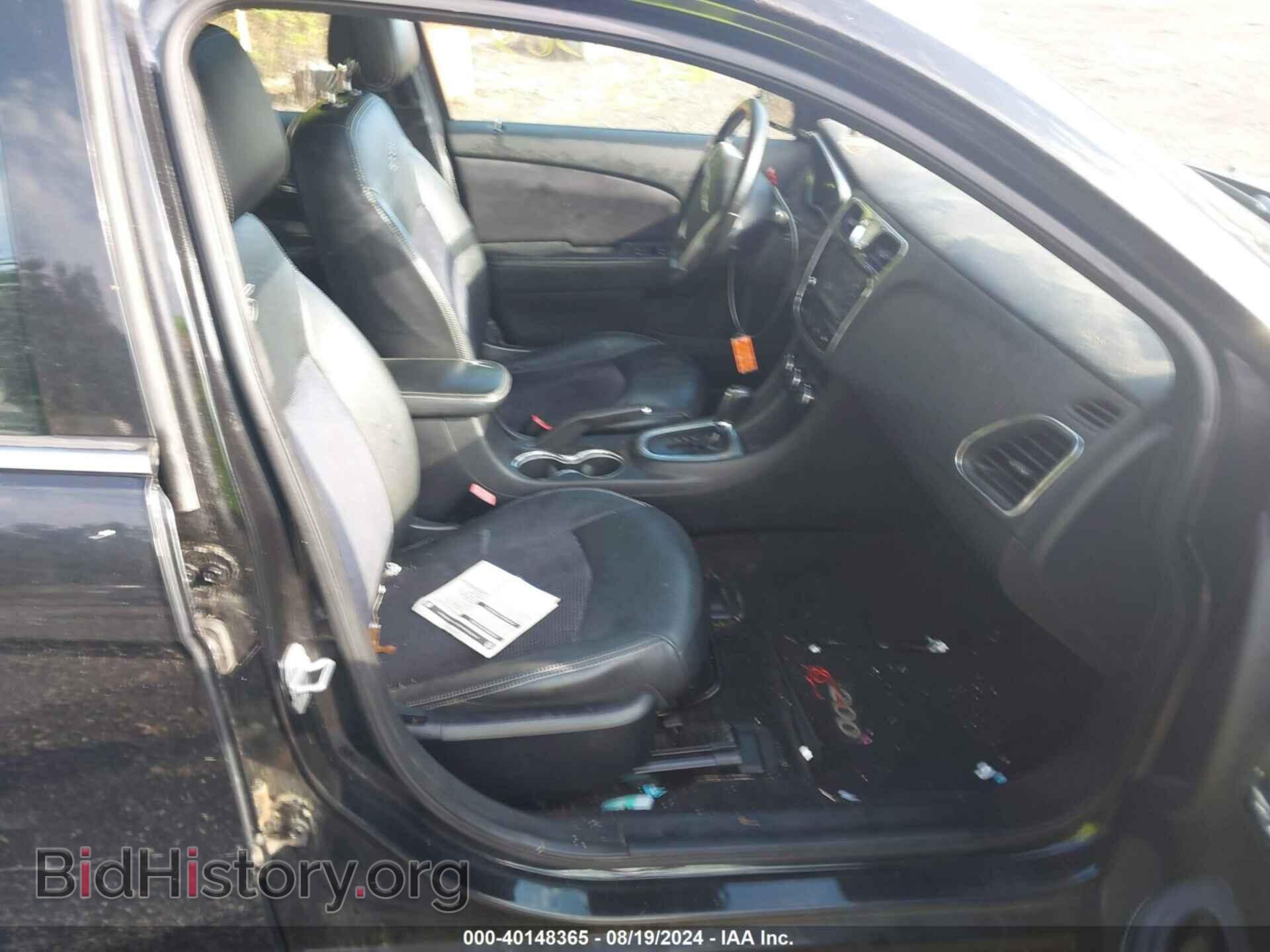 2011 CHRYSLER 200 - VIN: 1C3BC8FG4BN567633 - Фото 5