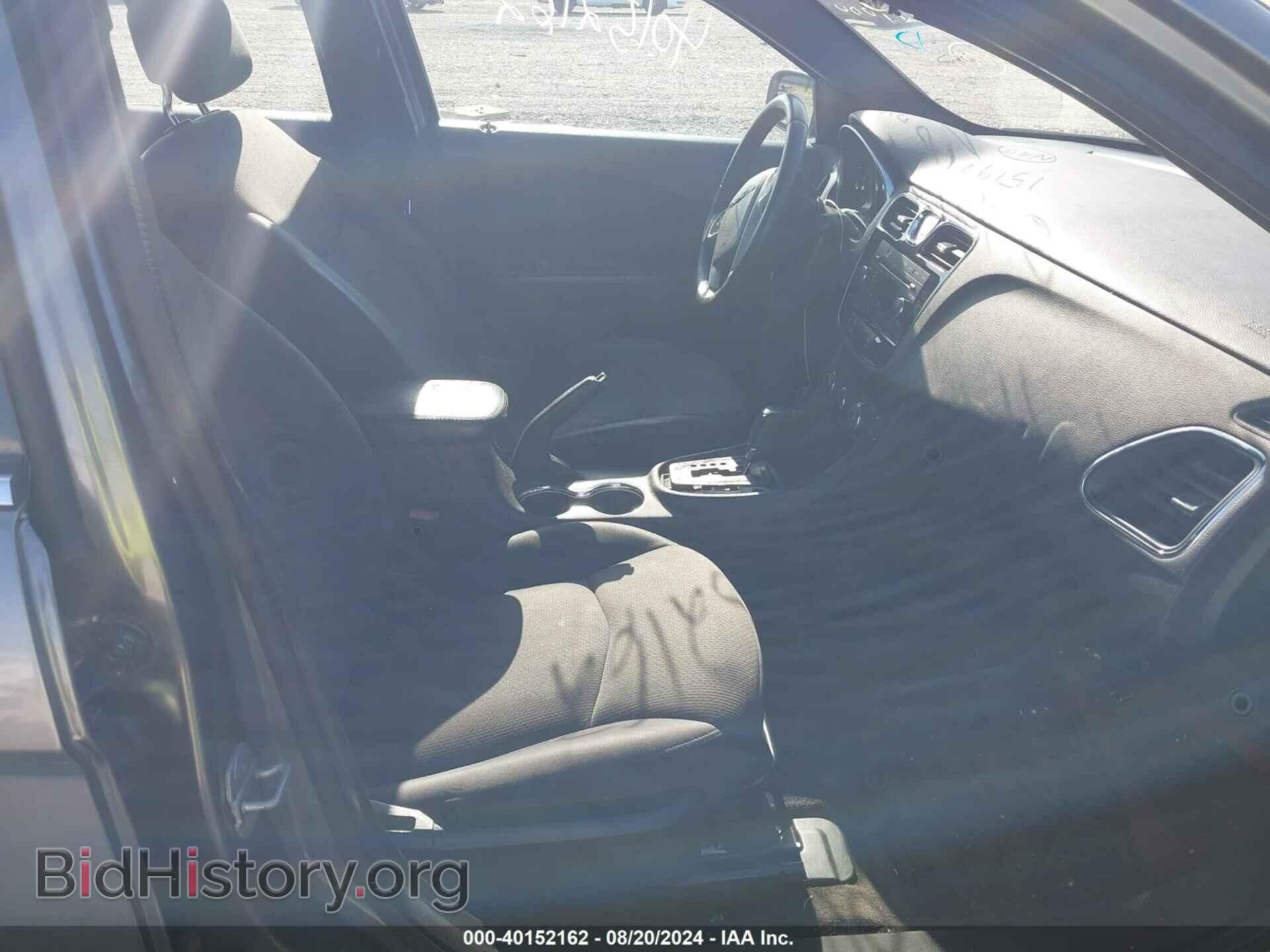 2013 CHRYSLER 200 - VIN: 1C3CCBBB4DN700258 - Photo 5
