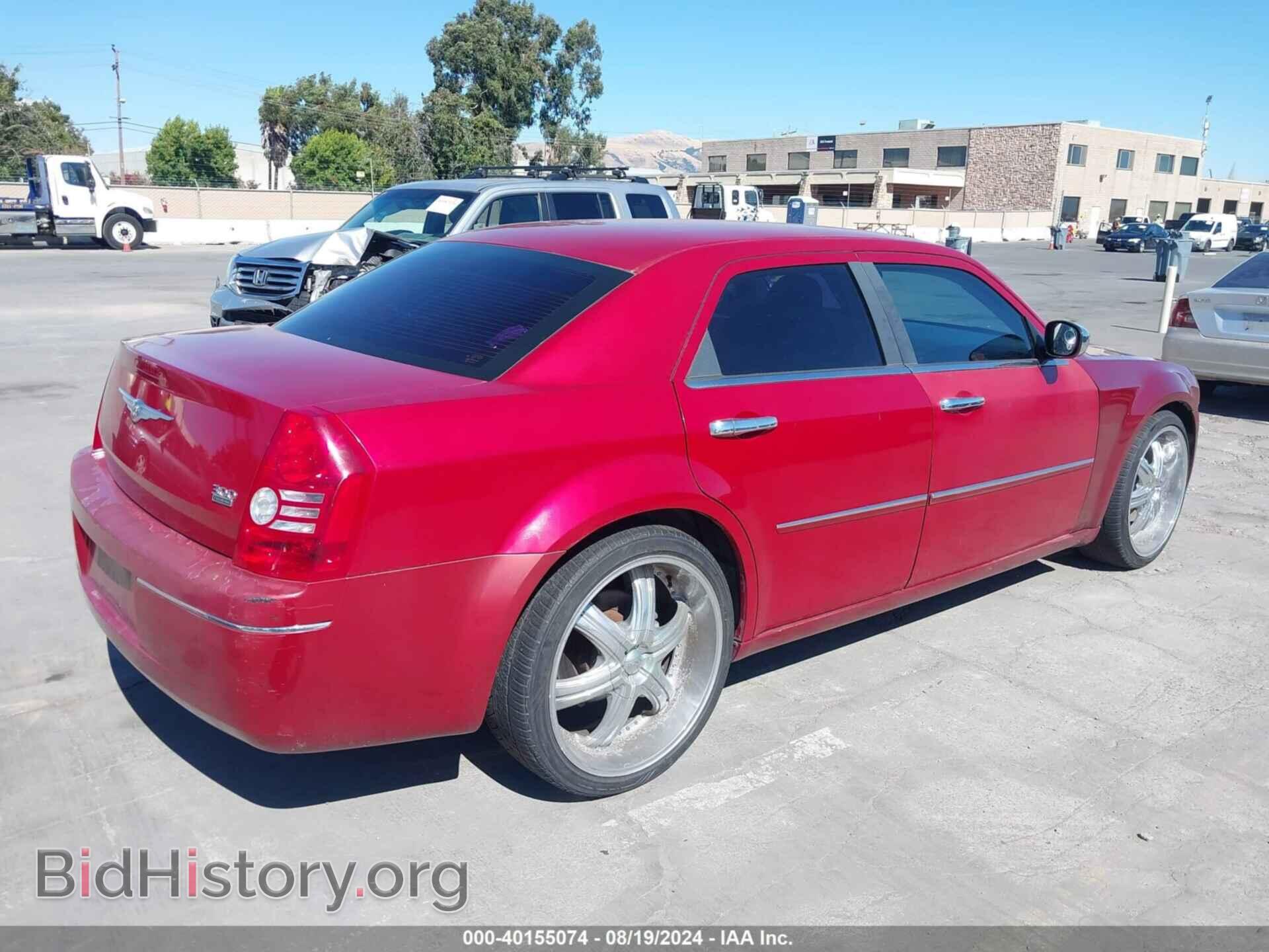2010 CHRYSLER 300 - VIN: 2C3CA4CD5AH191464 - Фото 4