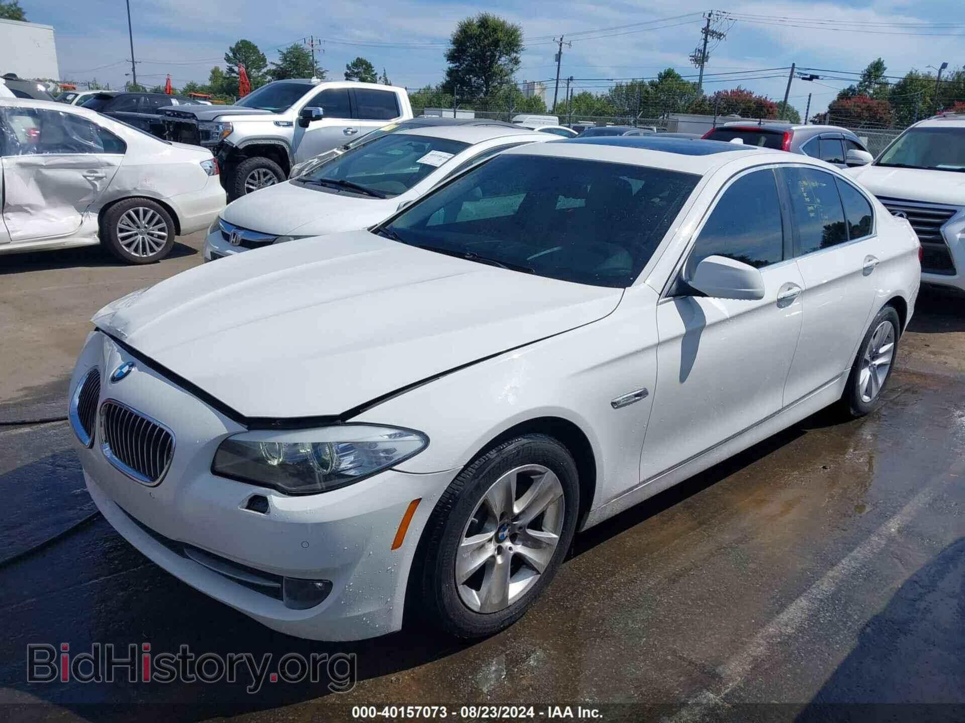 2011 BMW 528I - VIN: WBAFR1C55BC741286 - Фото 2