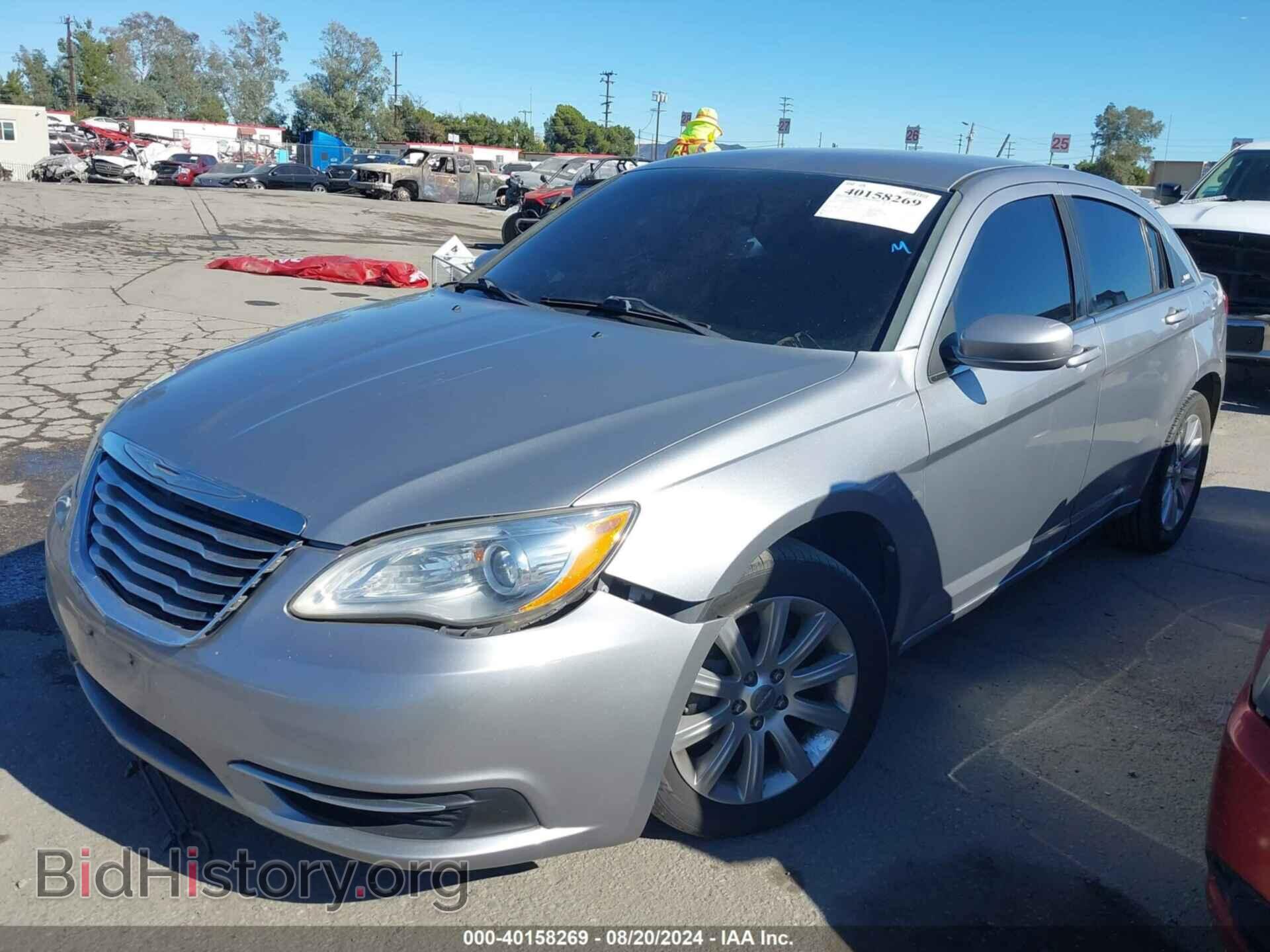2013 CHRYSLER 200 - VIN: 1C3CCBBB2DN763777 - Фото 2