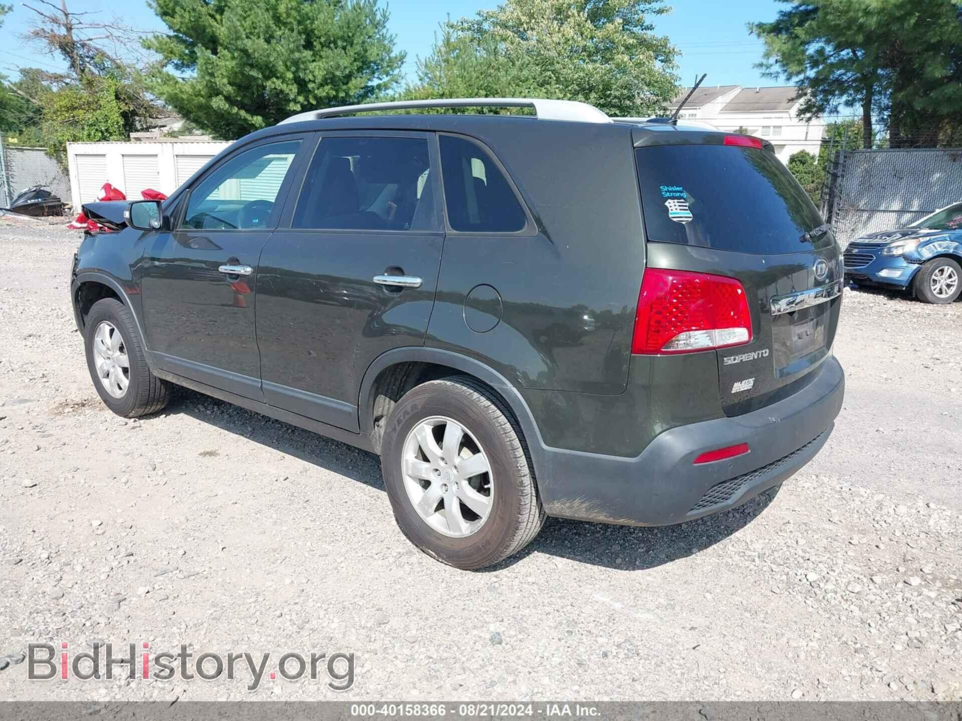 2011 KIA SORENTO - VIN: 5XYKT3A17BG111084 - Фото 3