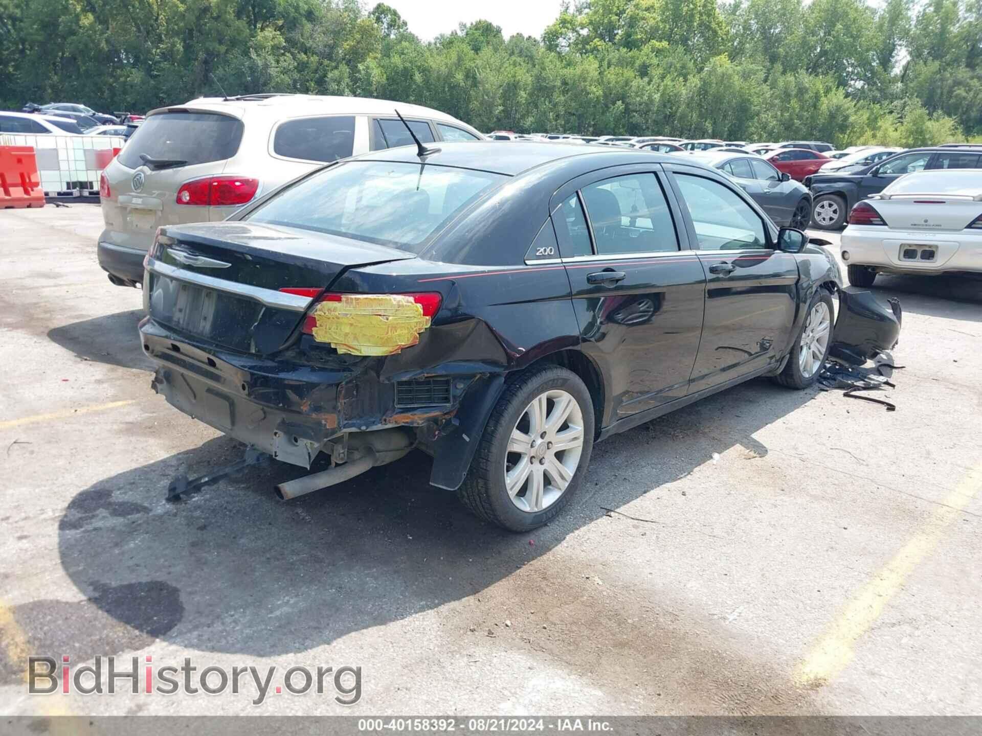2013 CHRYSLER 200 - VIN: 1C3CCBBB8DN735479 - Photo 4