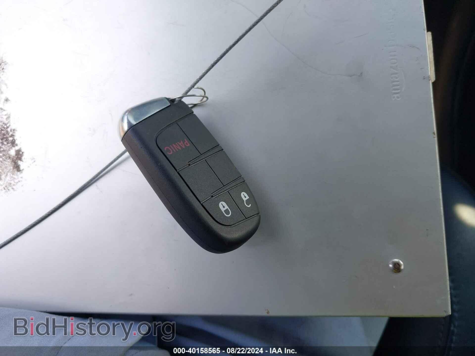 2015 CHRYSLER 200 - VIN: 1C3CCCDGXFN718068 - Photo 11