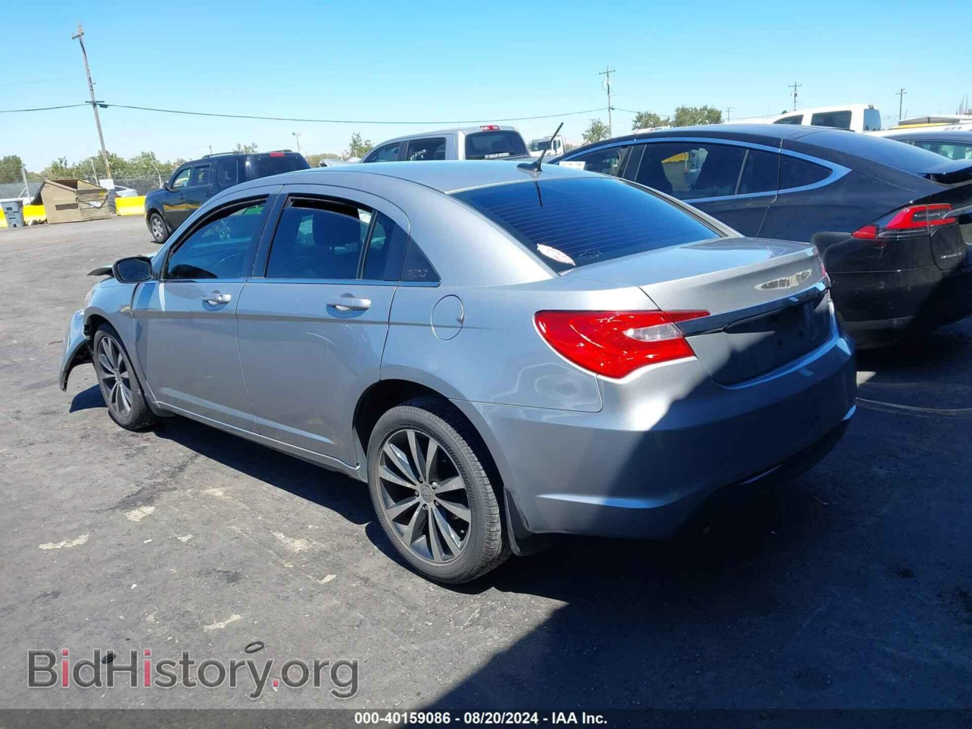 2013 CHRYSLER 200 - VIN: 1C3CCBBG3DN723994 - Фото 3