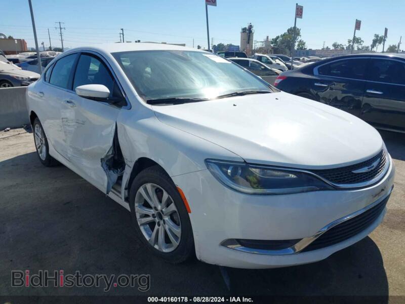 2015 Chrysler 200 Limited (VIN 1C3CCCAB4FN705566) — фото 1 из 11, IAAI, повреждение: правый бок