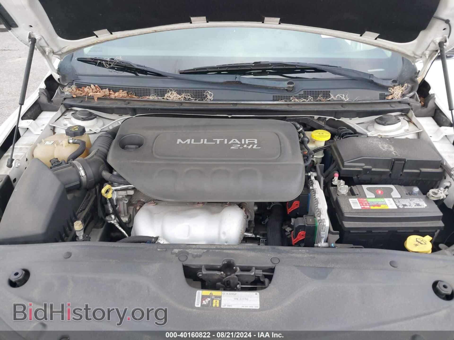 2015 CHRYSLER 200 - VIN: 1C3CCCAB0FN599181 - Photo 10