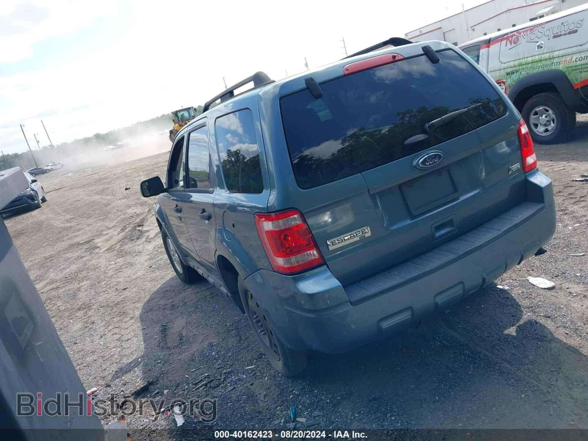 2011 FORD ESCAPE - VIN: 1FMCU0DG1BKC02440 - Фото 3