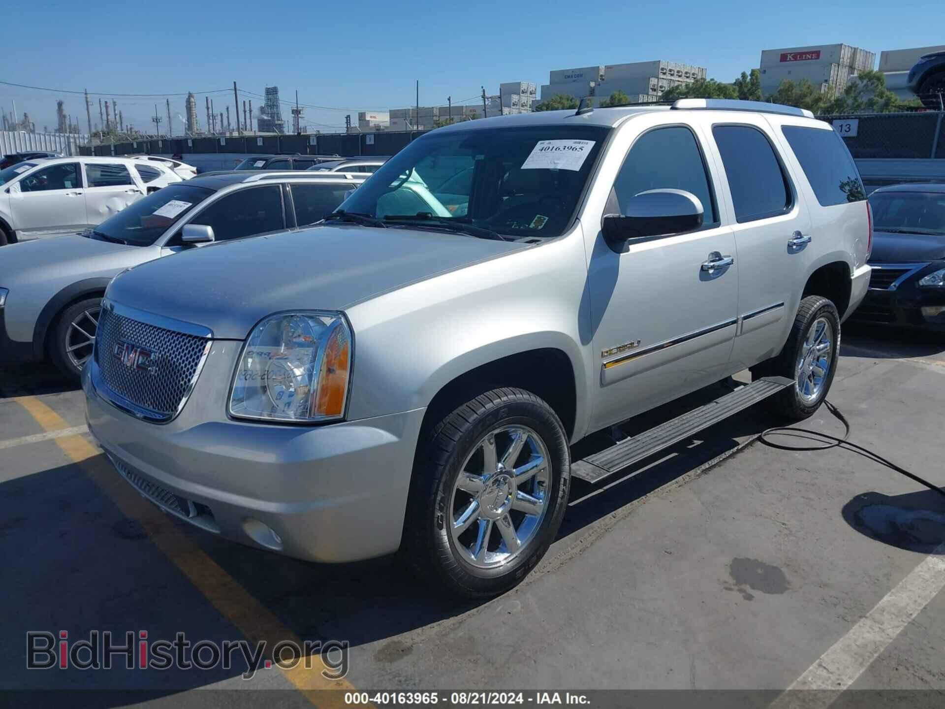 2011 GMC YUKON - VIN: 1GKS2EEF1BR221901 - Фото 2