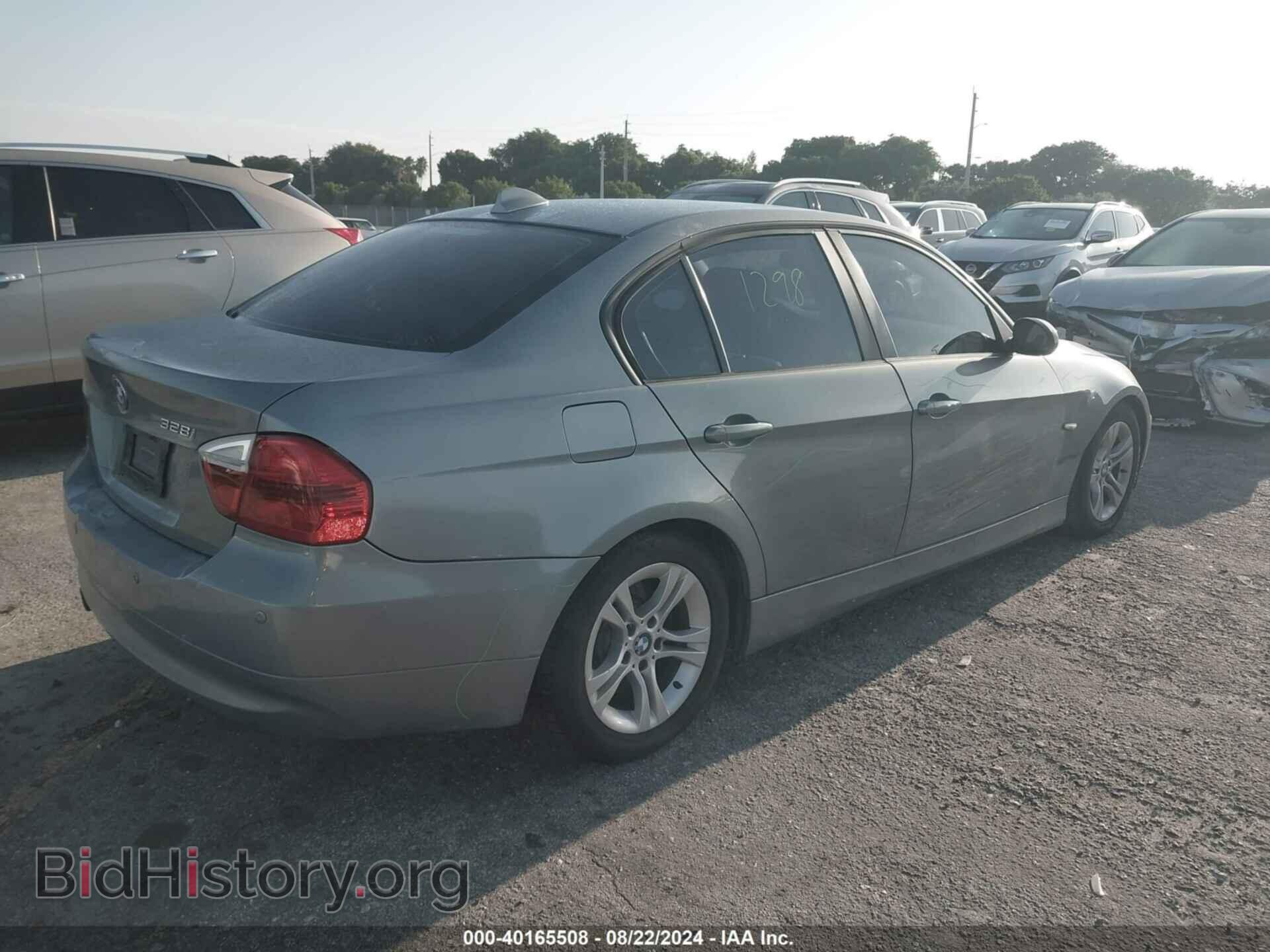 2008 BMW 328I - VIN: WBAVA37568NL54574 - Фото 4