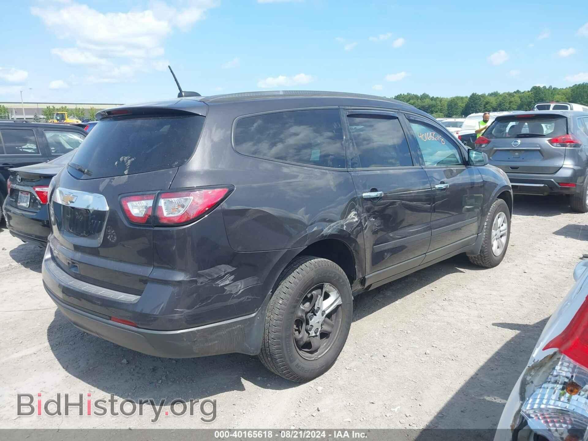 2017 CHEVROLET TRAVERSE - VIN: 1GNKVFKDXHJ328035 - Фото 4