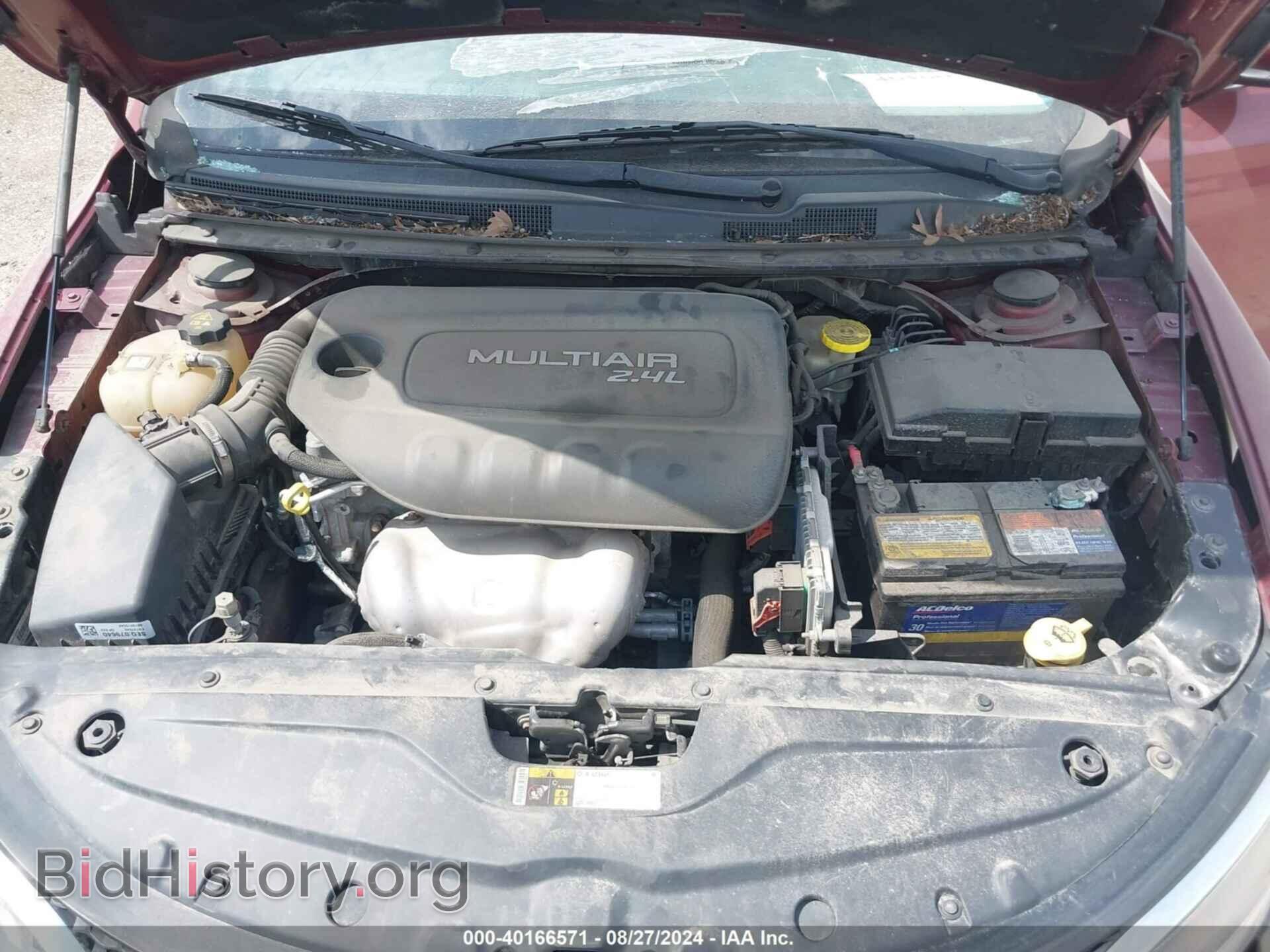 2015 CHRYSLER 200 - VIN: 1C3CCCAB5FN747549 - Фото 10