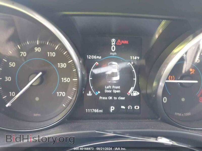 2017 Jaguar XE (VIN SAJAR4BG9HA966740) — фото 7 из 16