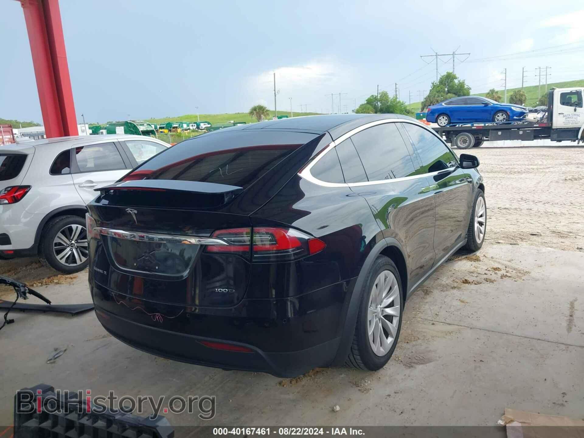 2017 TESLA MODEL X - VIN: 5YJXCAE26HF072825 - Photo 4