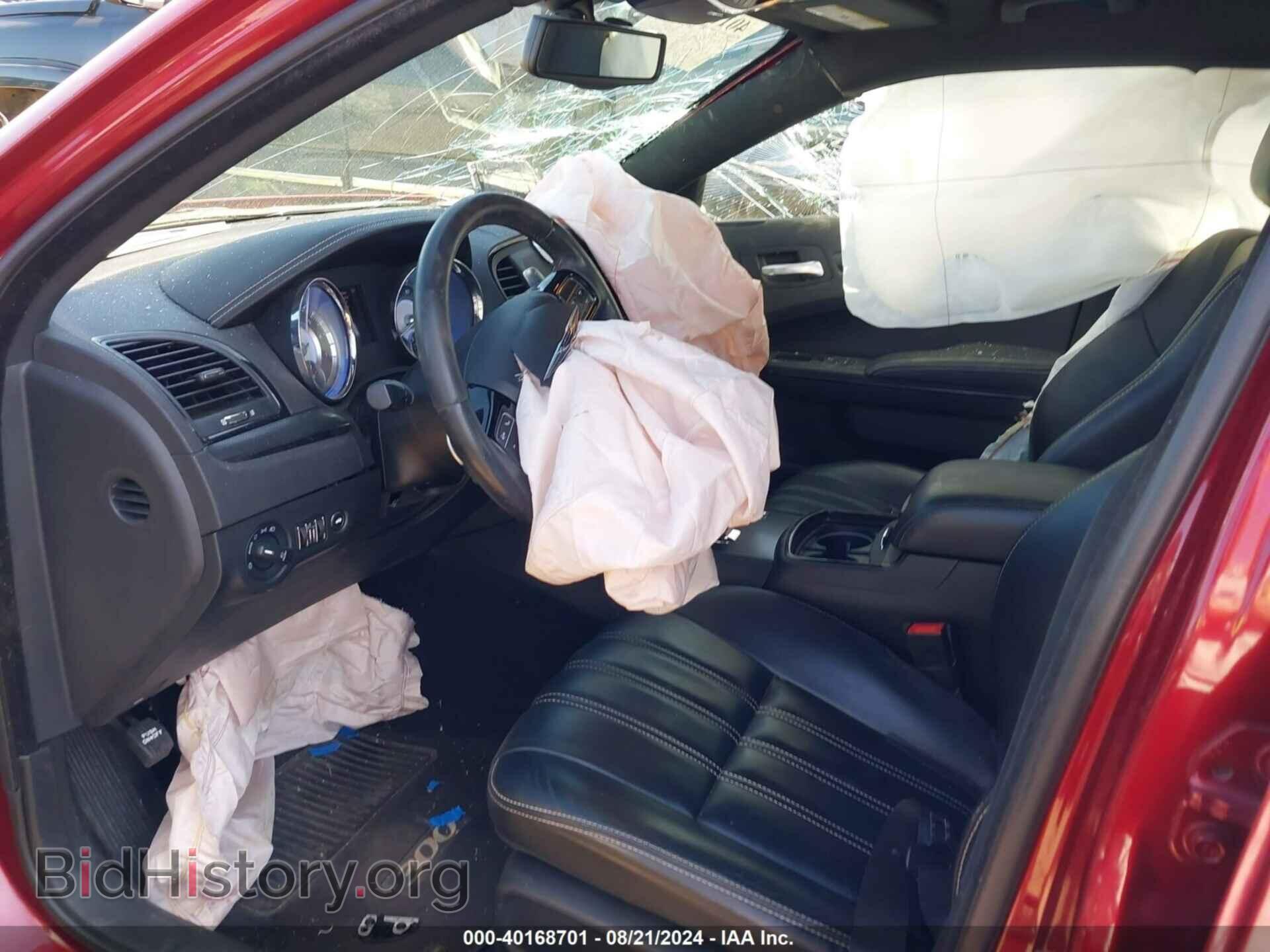 2014 CHRYSLER 300 - VIN: 2C3CCAGG4EH353023 - Фото 5