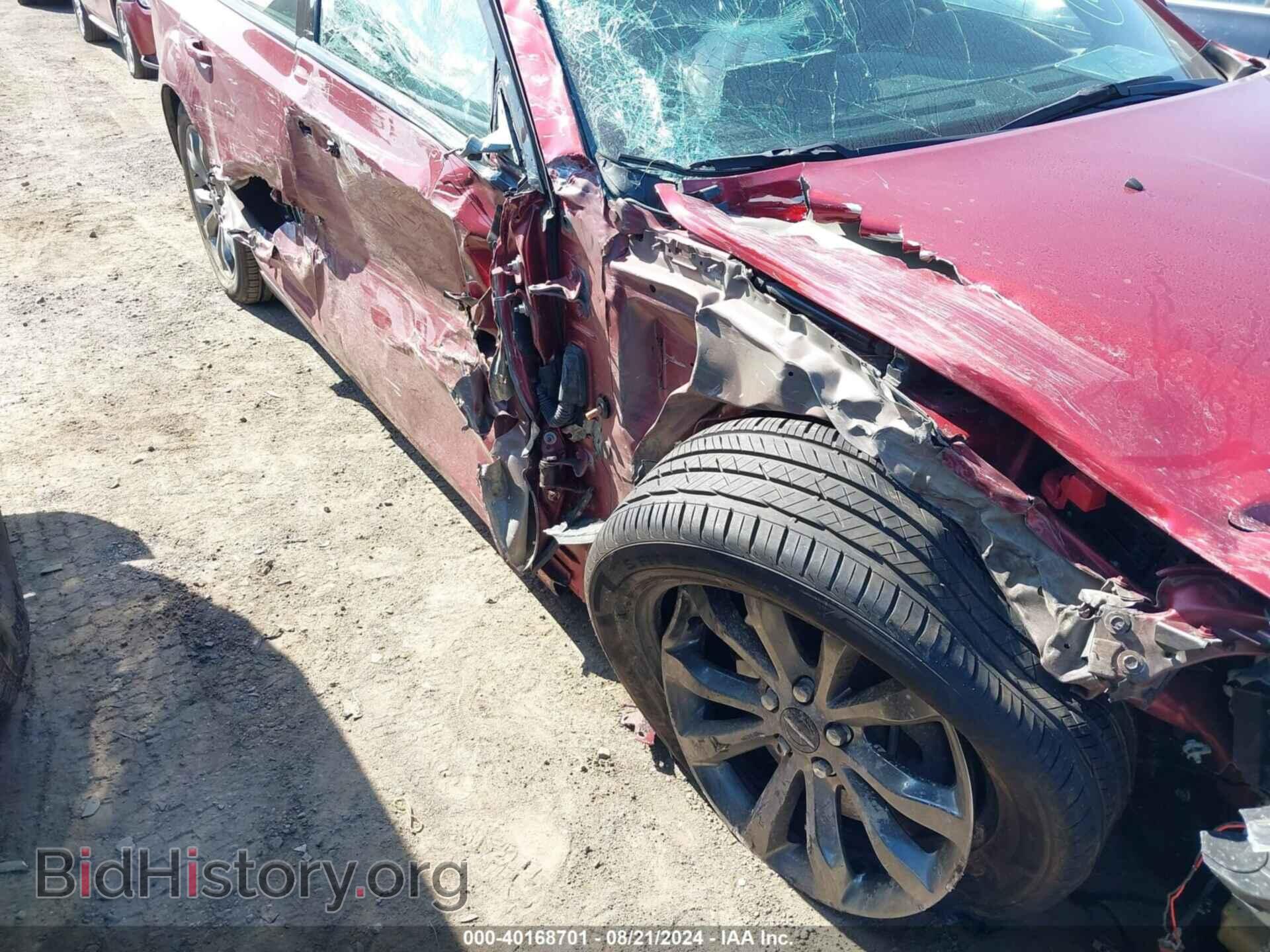 2014 CHRYSLER 300 - VIN: 2C3CCAGG4EH353023 - Фото 6
