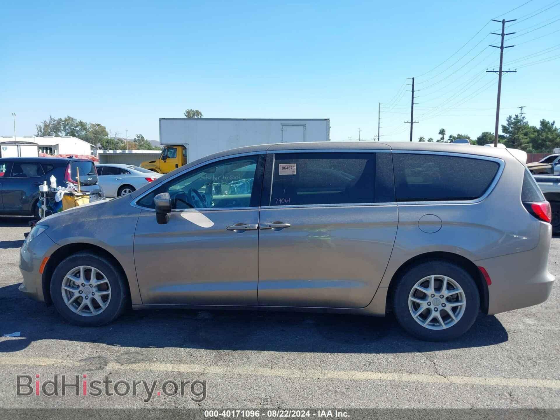 2017 CHRYSLER PACIFICA - VIN: 2C4RC1DGXHR609061 - Photo 14