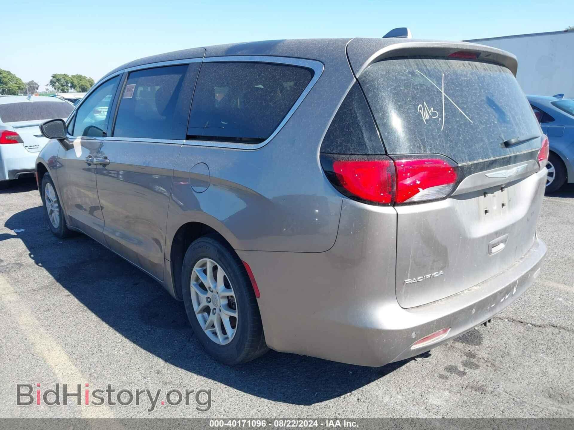 2017 CHRYSLER PACIFICA - VIN: 2C4RC1DGXHR609061 - Photo 3