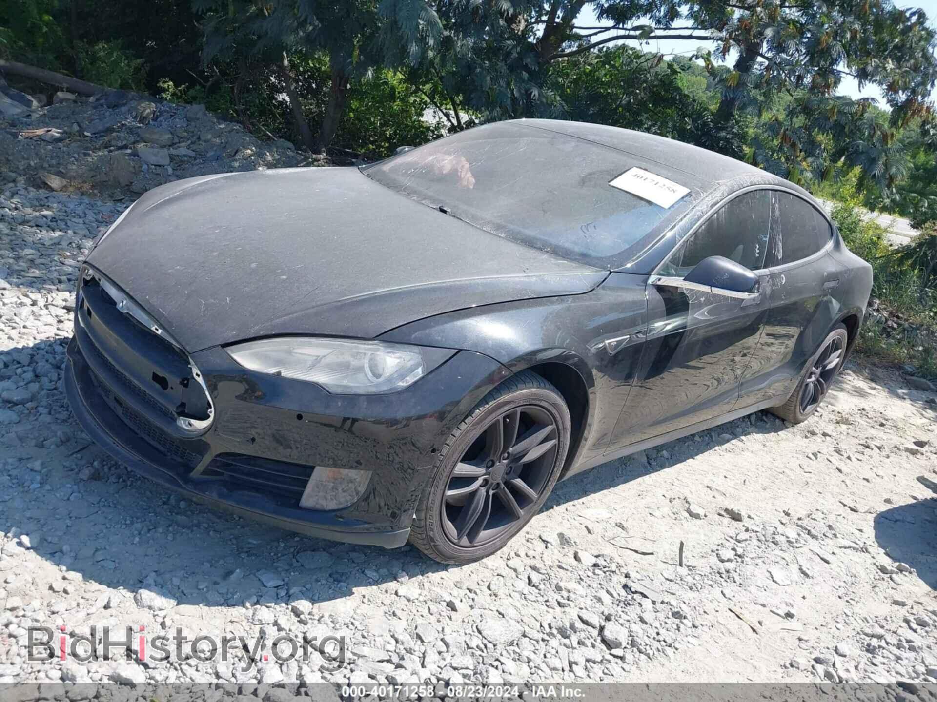 2015 TESLA MODEL S - VIN: 5YJSA1E18FF115162 - Photo 2