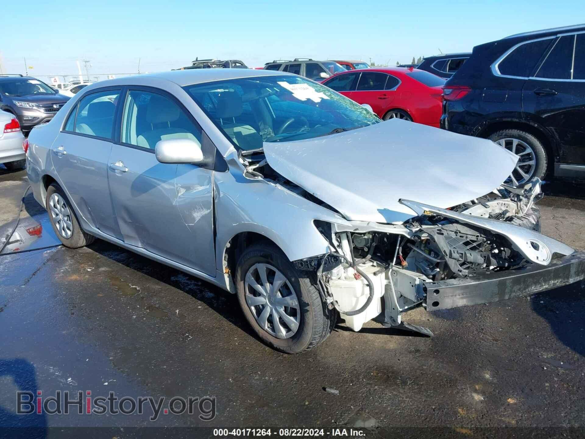 Photo 2T1BU4EE0BC642820 - TOYOTA COROLLA 2011