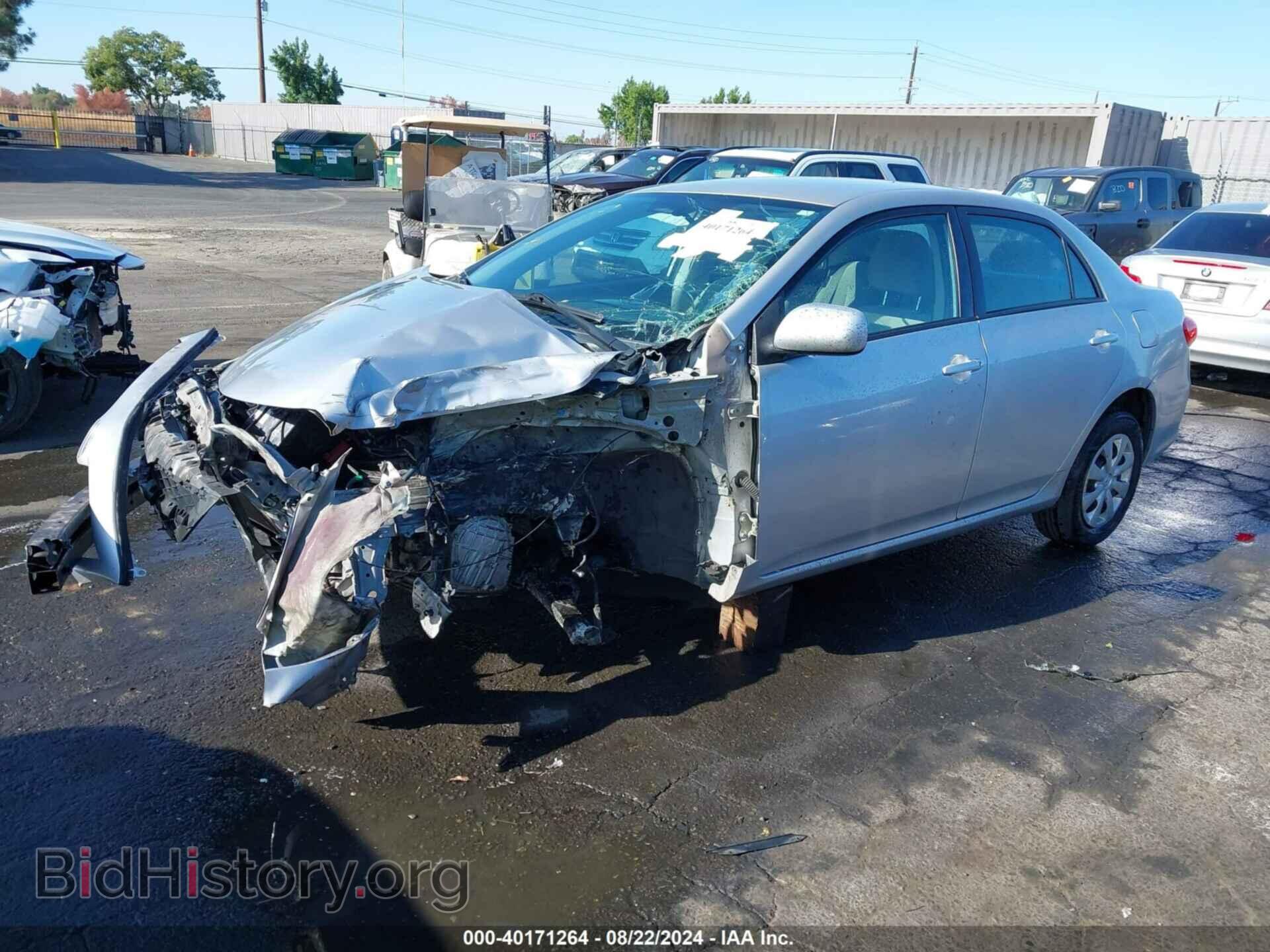 2011 TOYOTA COROLLA - VIN: 2T1BU4EE0BC642820 - Фото 2