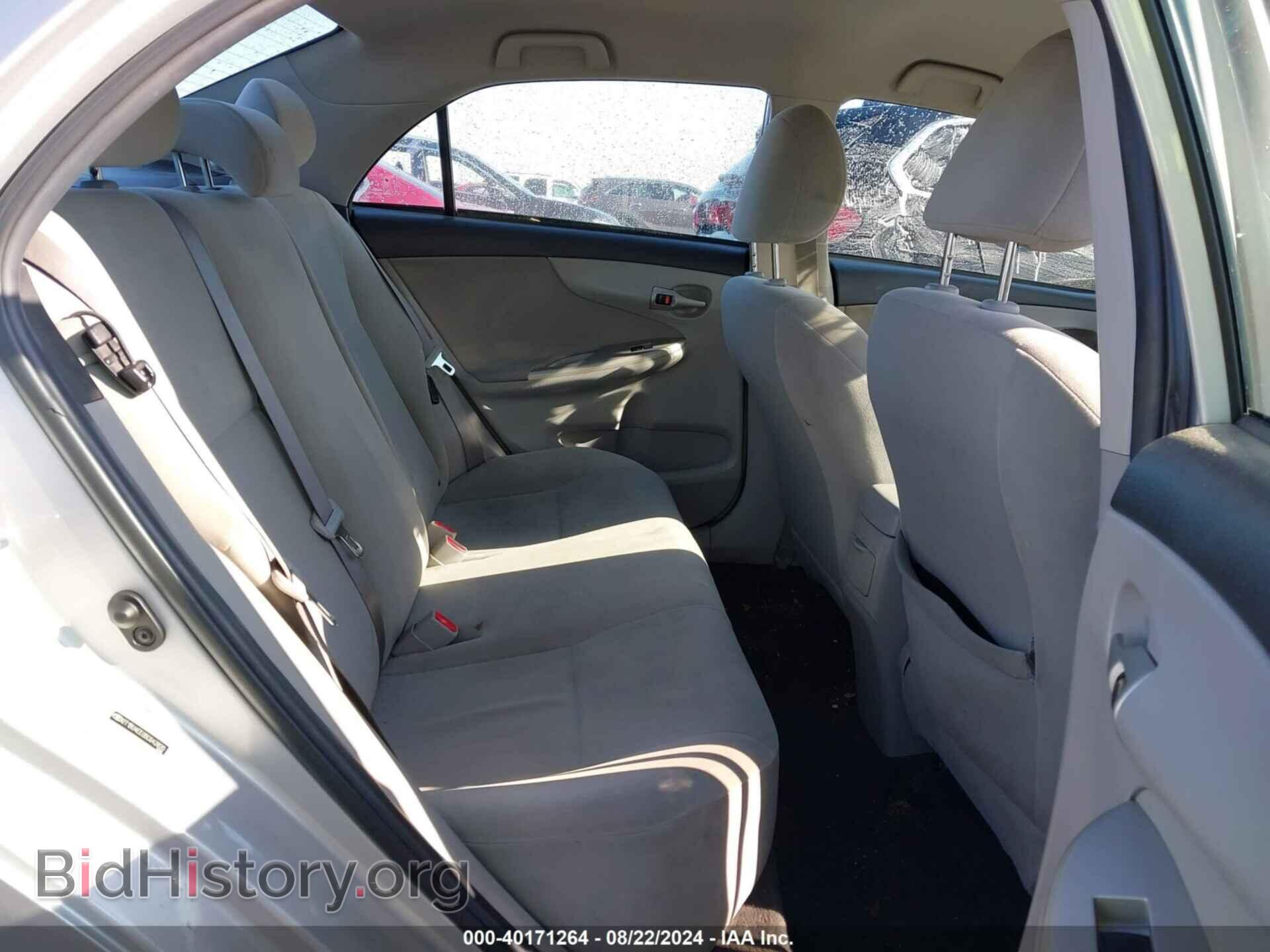 2011 TOYOTA COROLLA - VIN: 2T1BU4EE0BC642820 - Фото 8