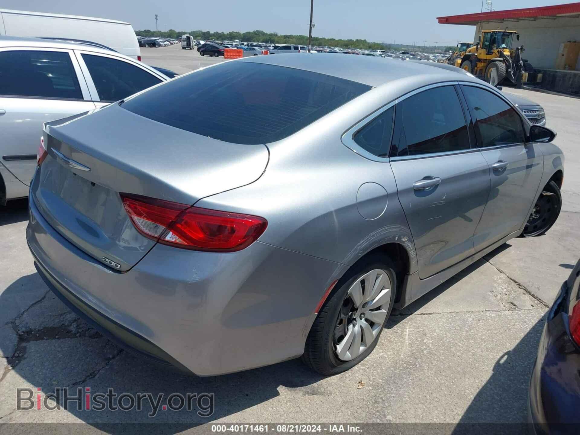 2015 CHRYSLER 200 - VIN: 1C3CCCFBXFN560686 - Photo 4