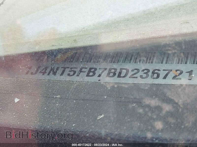 2011 Jeep COMPASS (VIN 1J4NT5FB7BD236721) — photo 9 of 13