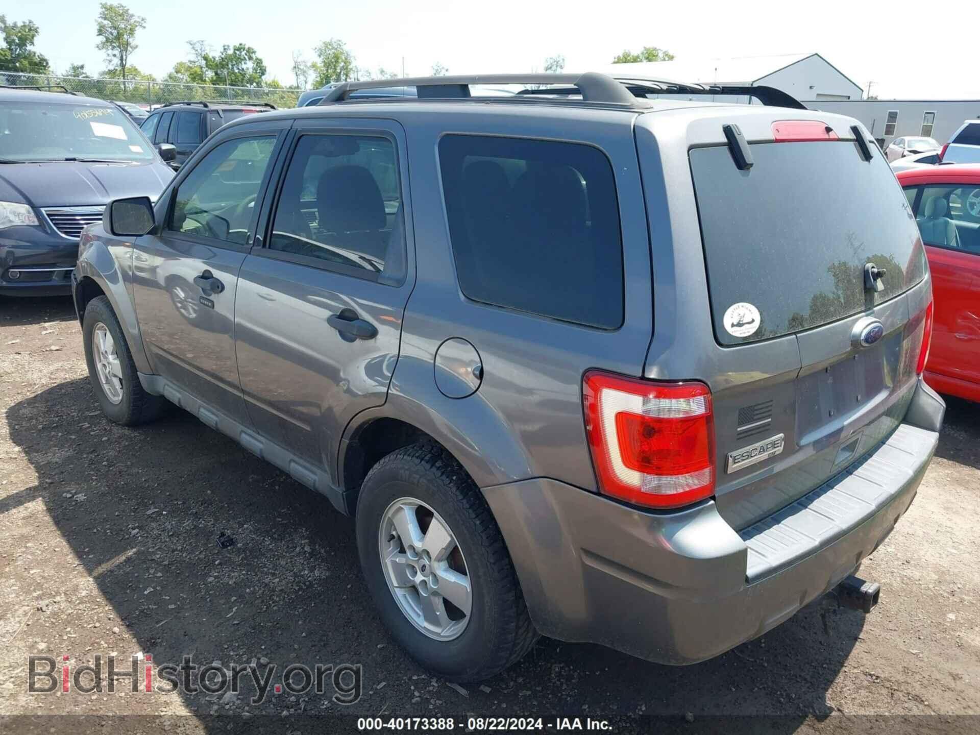 2010 FORD ESCAPE - VIN: 1FMCU0D77AKA13225 - Фото 3